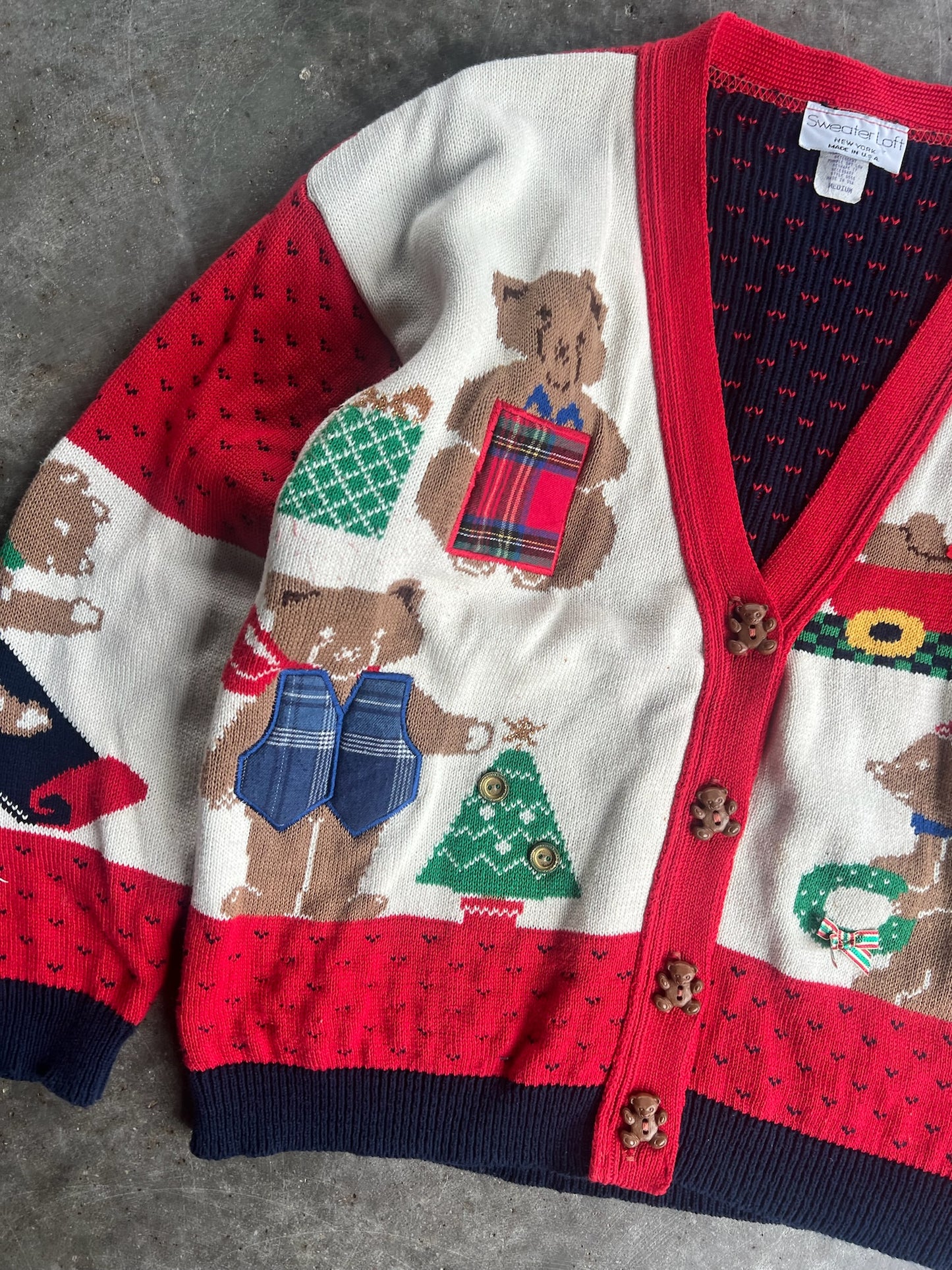 Vintage Button Up Christmas Knit - L