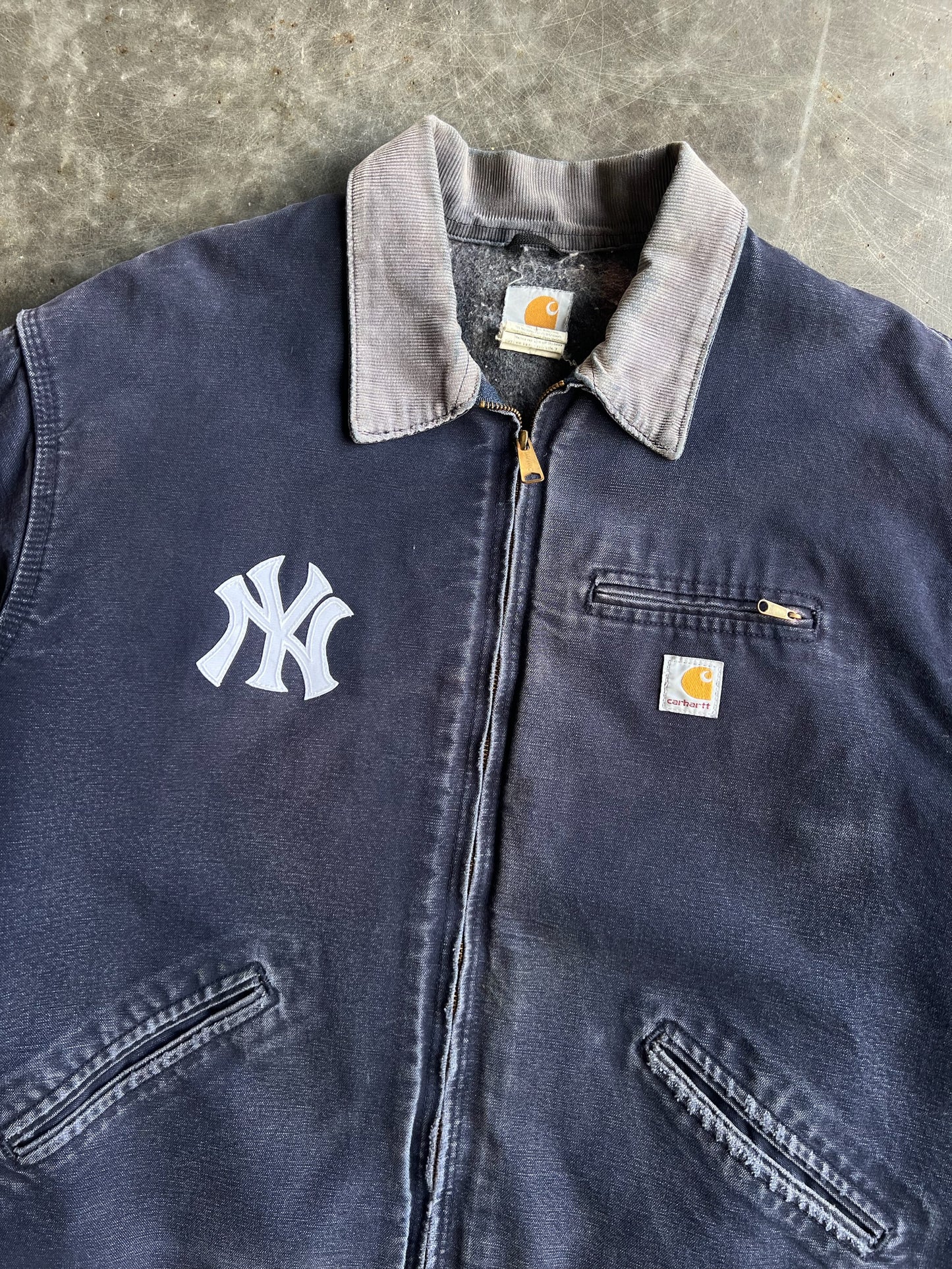 Vintage Navy Yankees Detroit Carhartt Jacket - XL