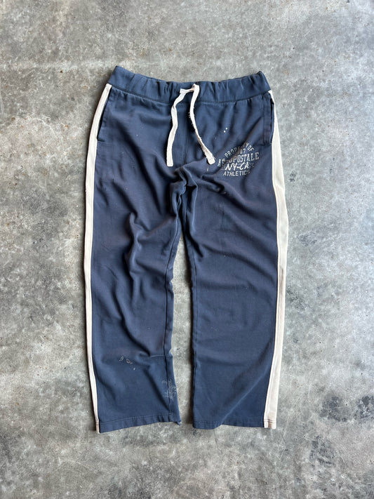 Vintage Navy Aeropostale Sweatpants - L