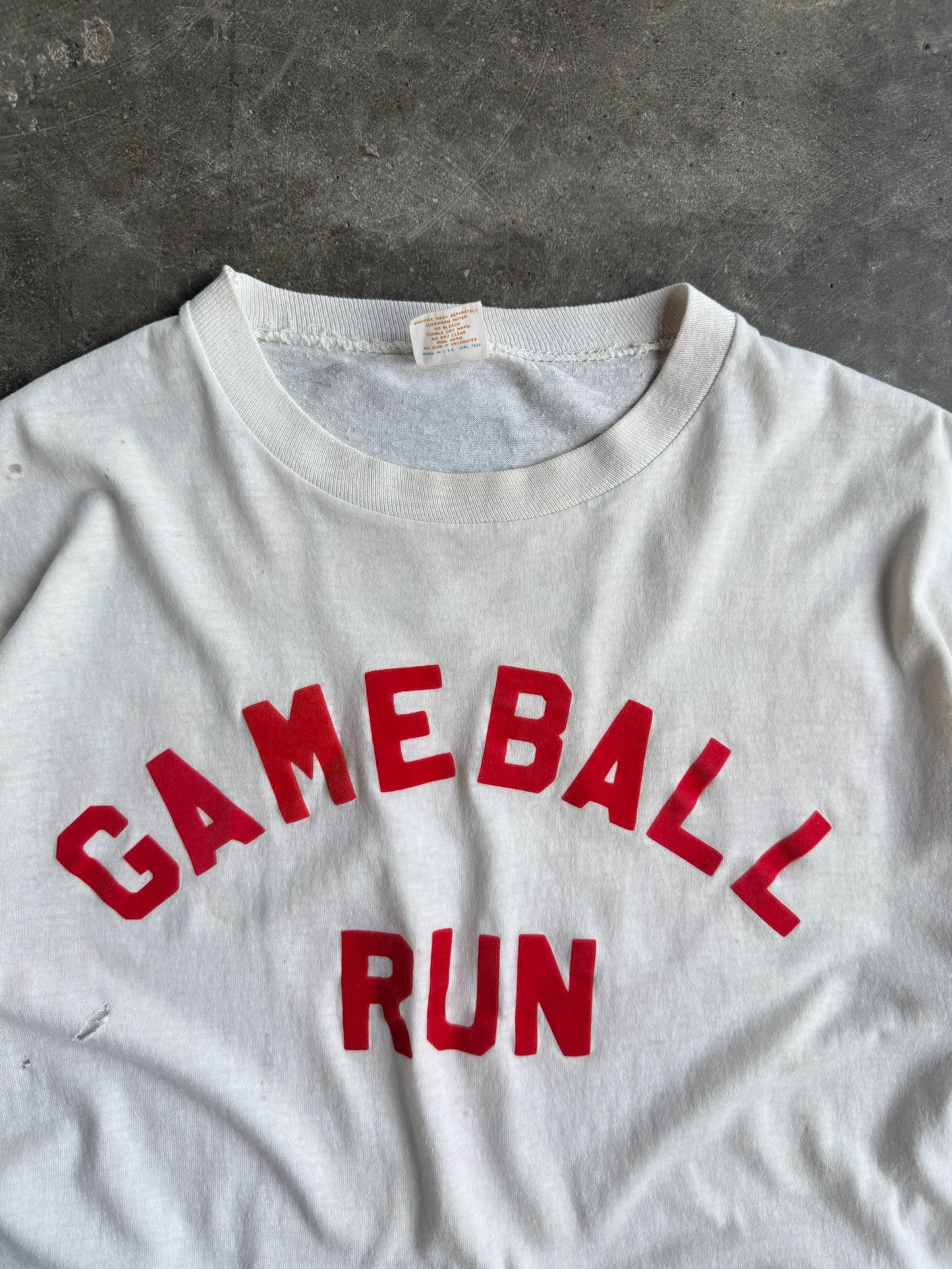 True Vintage Single Stitch White Gameball Run Tee - L