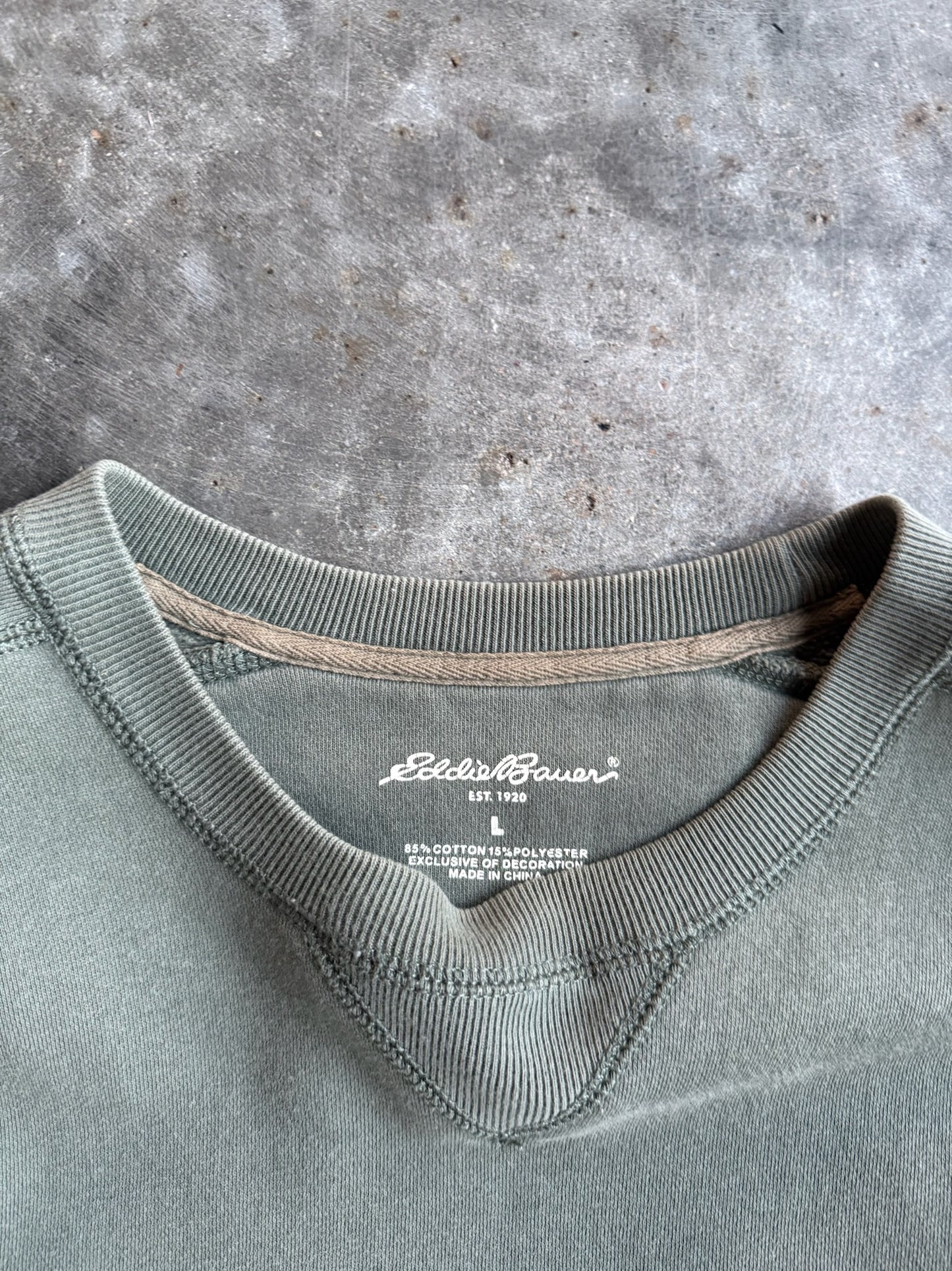 Olive Green Eddie Bauer Crew - L