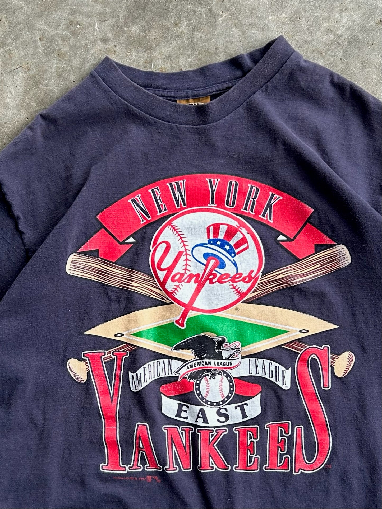 Vintage Navy New York Yankees Tee - L