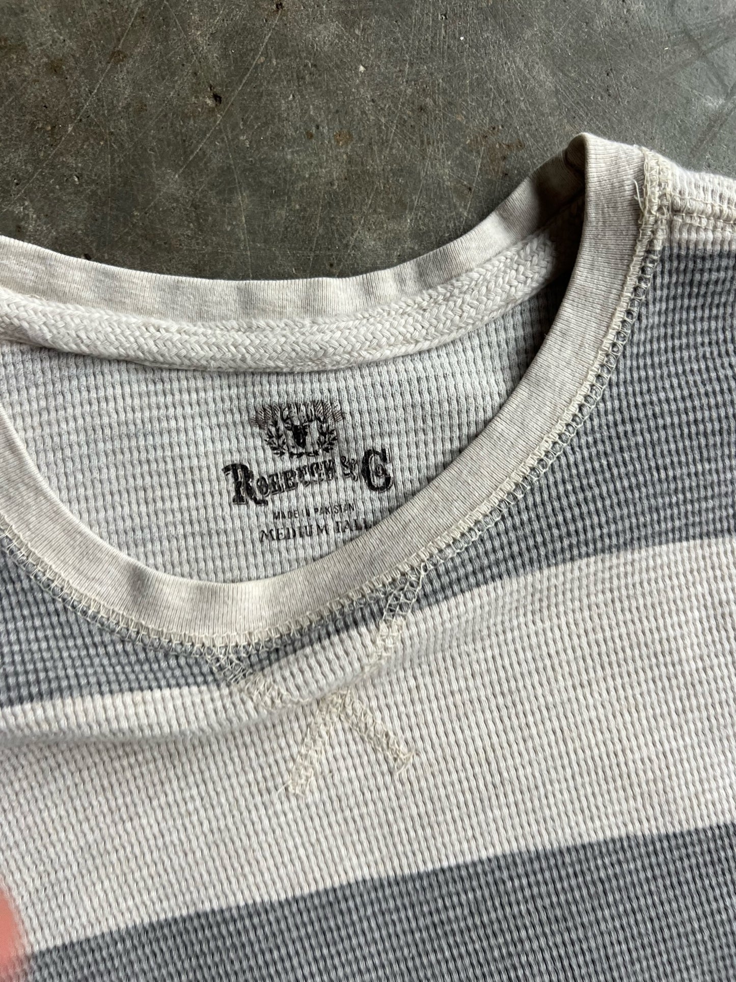 Vintage White And Grey Striped Thermal - M