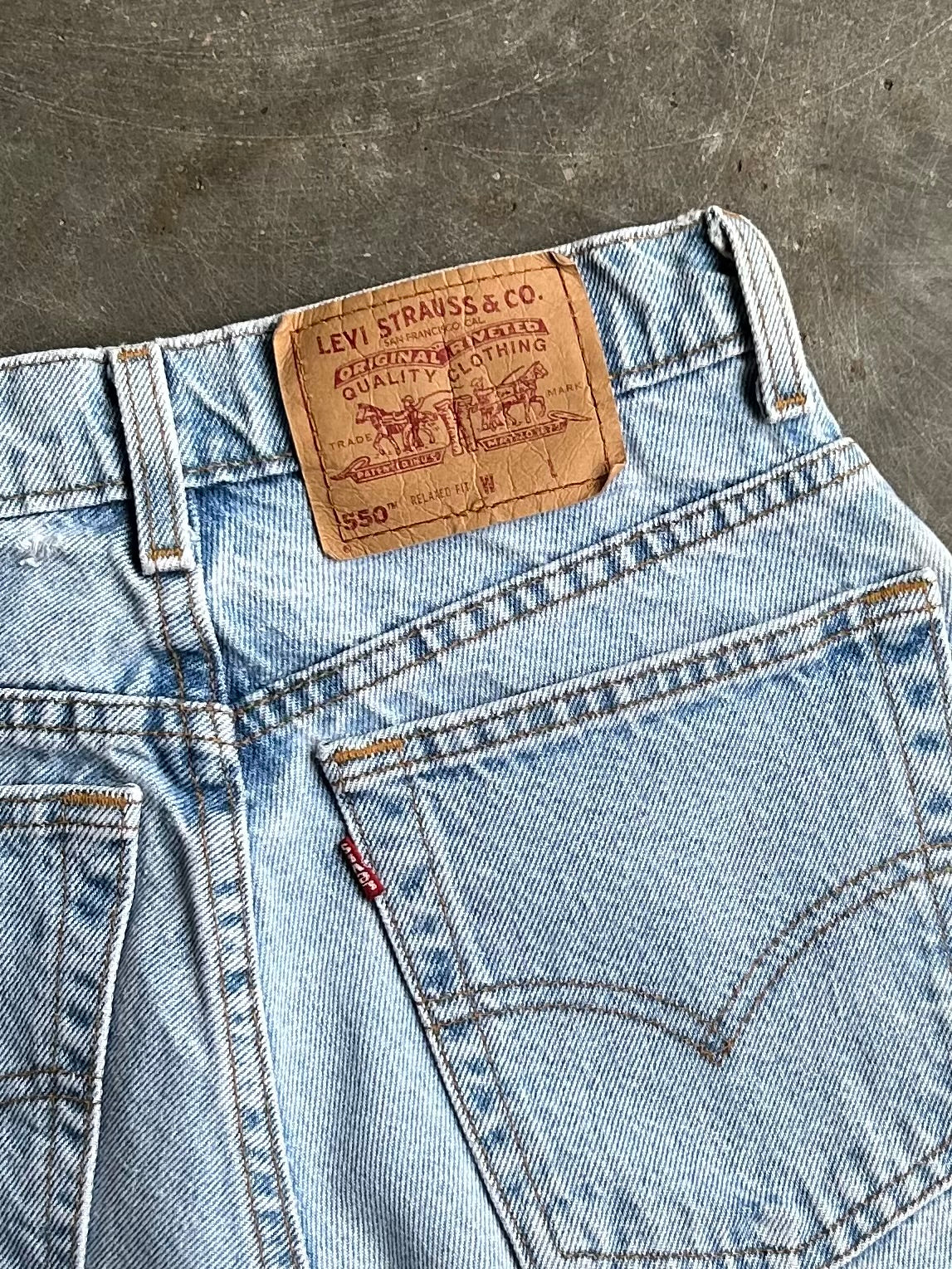 Vintage Levi’s 550 Red Tab Denim Shorts - 24