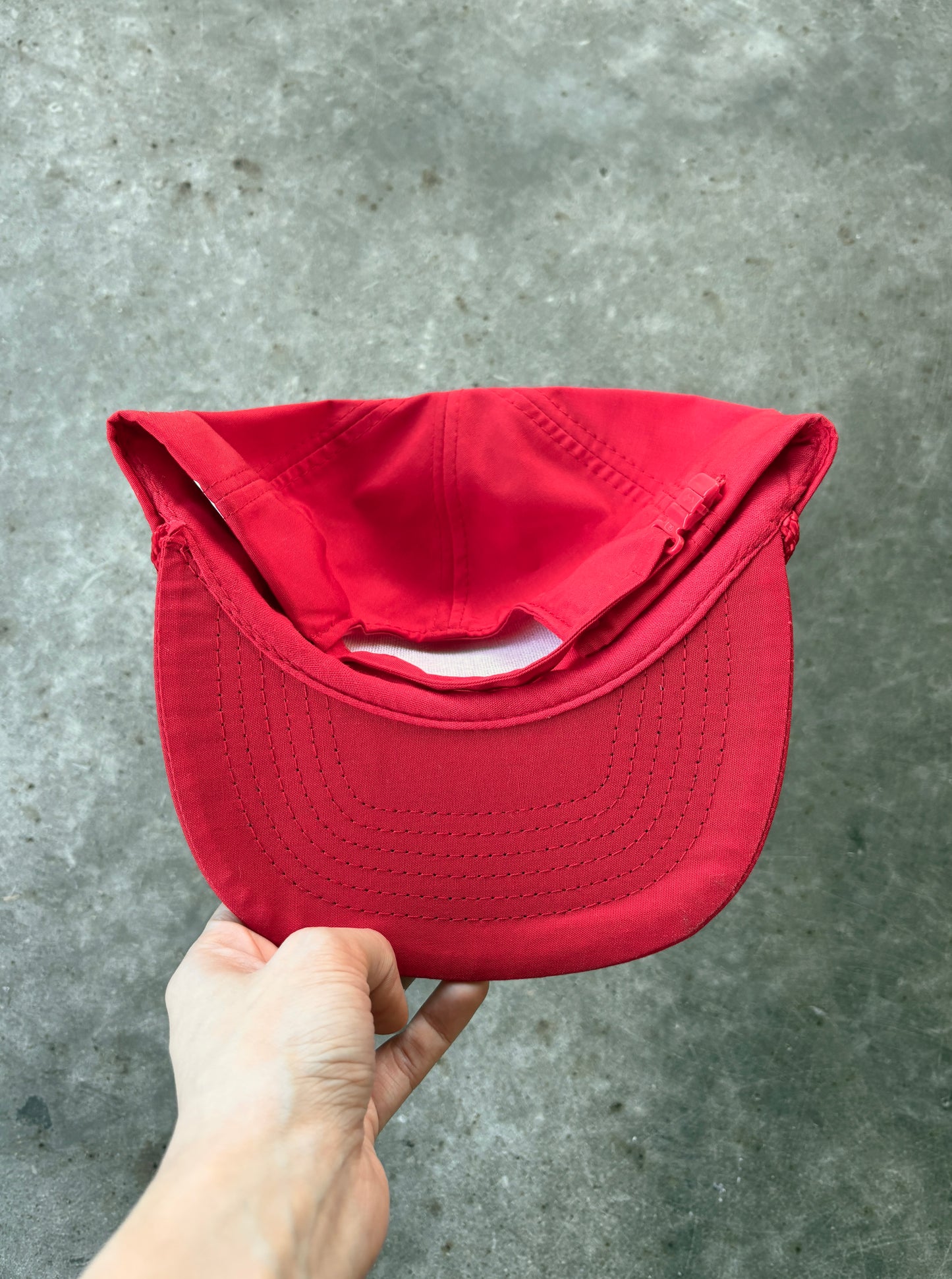 Vintage Red Mustang Strapback Hat