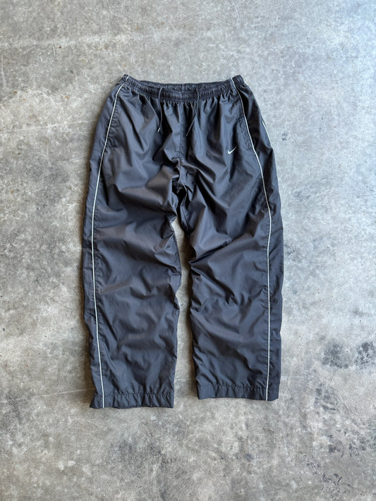 Vintage Black Nike Track Pants - L