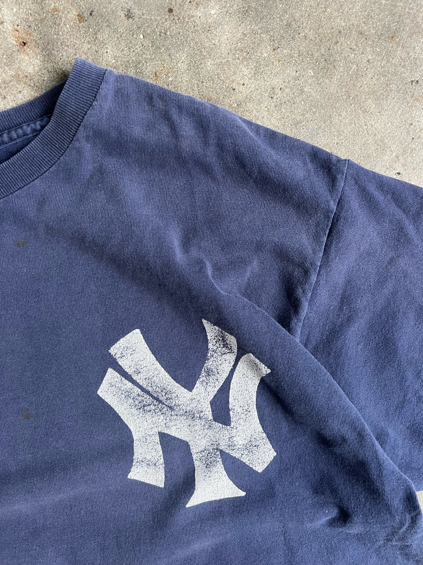 Vintage Navy Faded Yankees Shirt - L