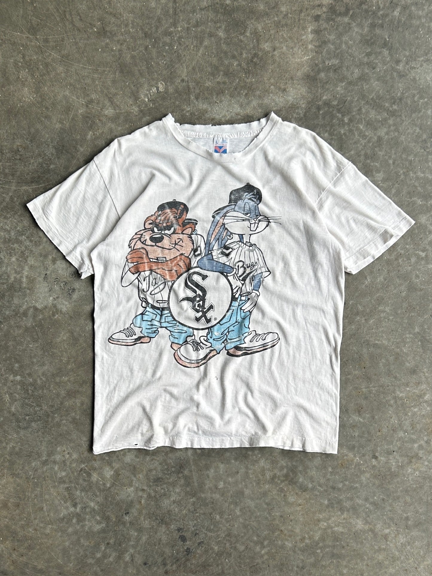 Vintage Bugs Bunny White Sox Shirt - L