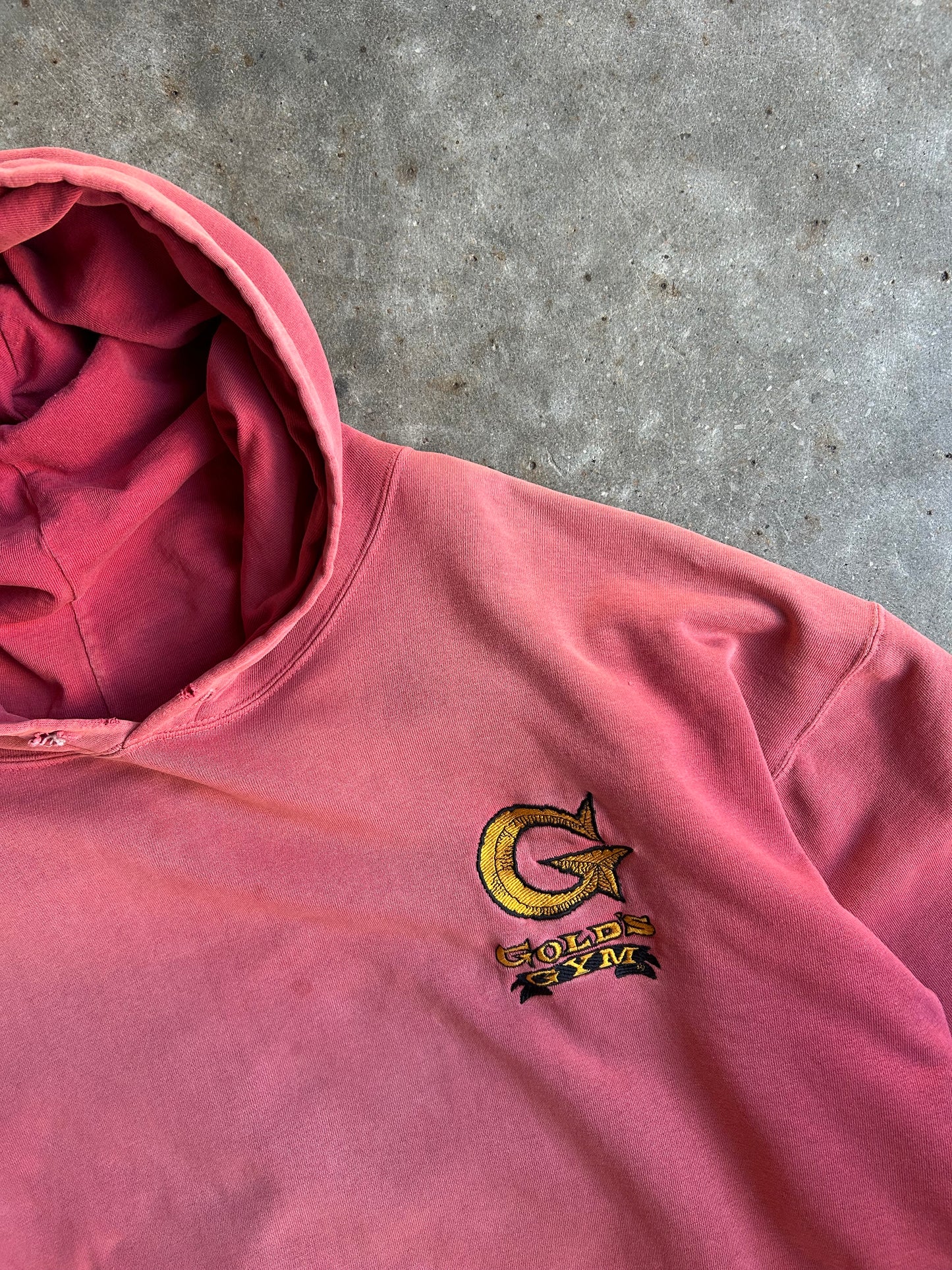 Vintage Salmon Gold’s Gym Hoodie - L