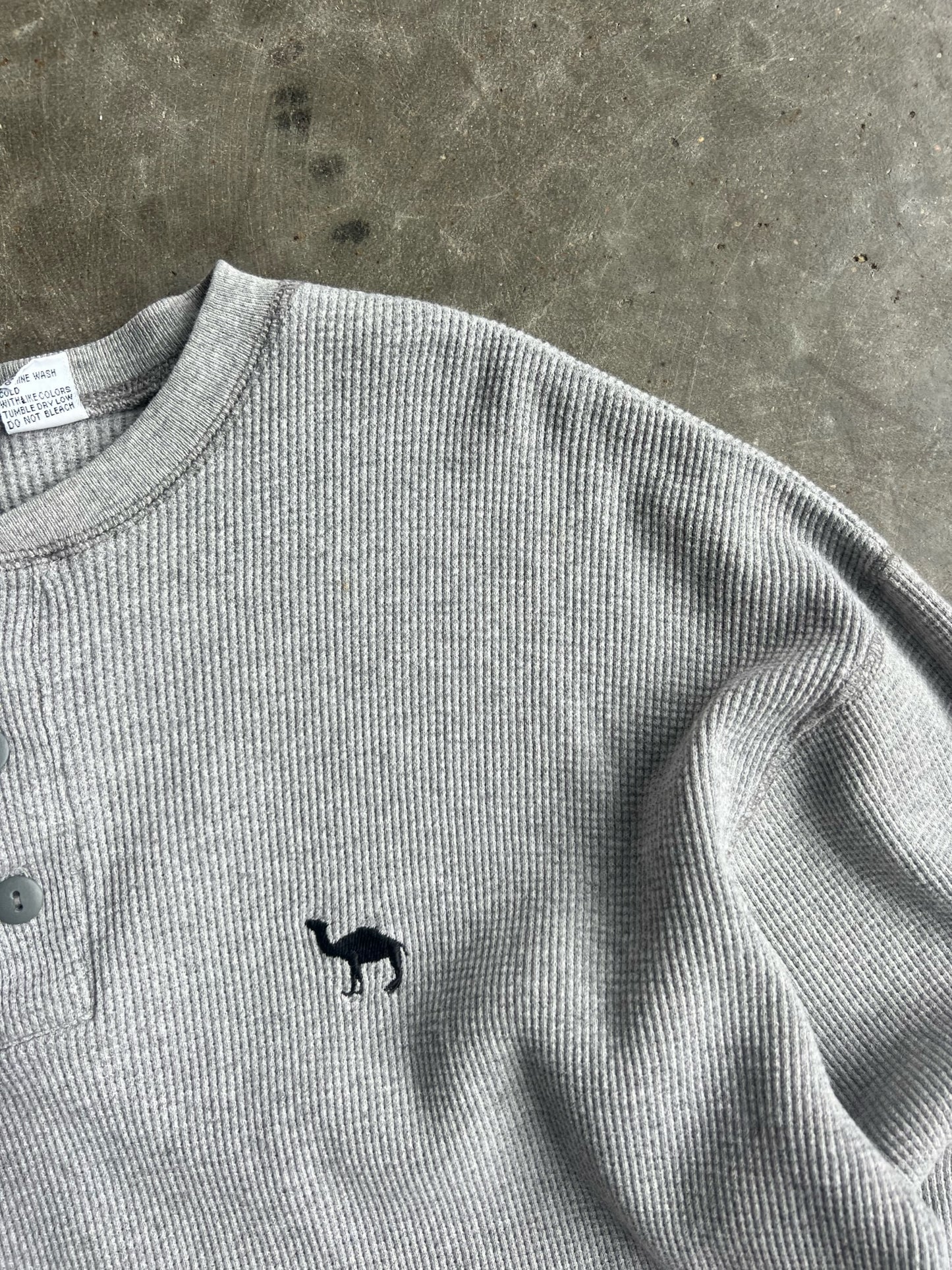 Vintage Grey Camel Long Sleeve Thermal - L