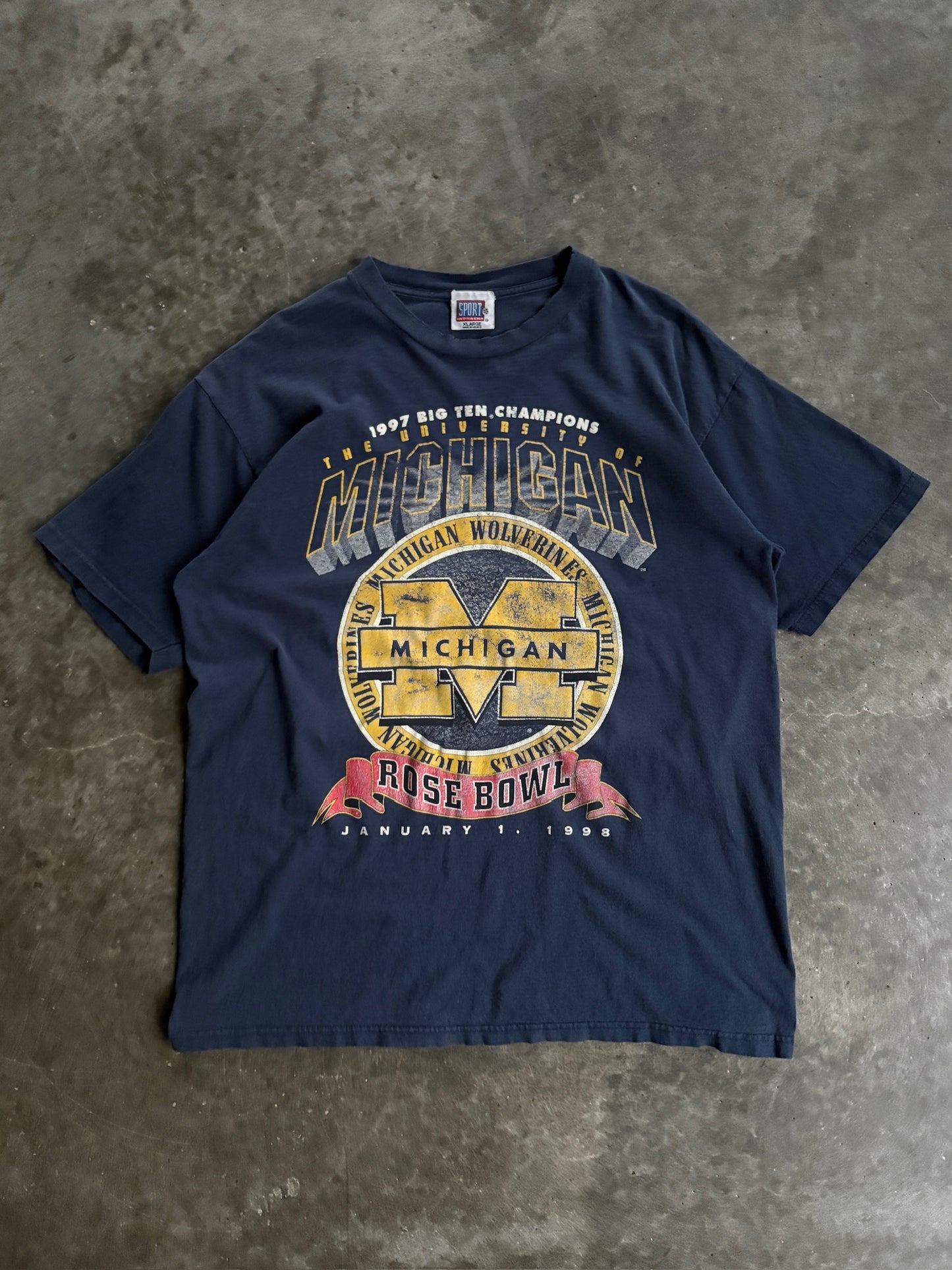 Vintage Faded Michigan Wolverines Rose Bowl Shirt - XL