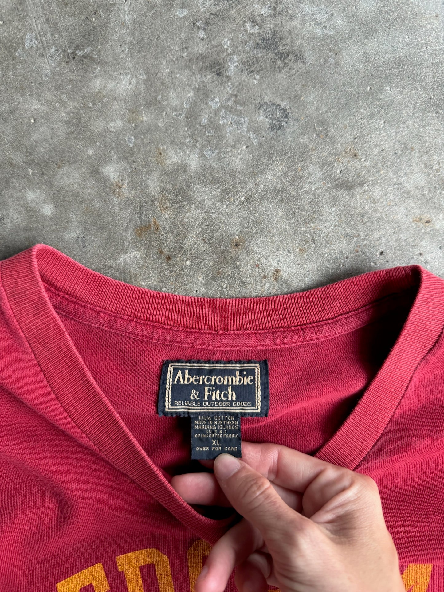 Vintage Single Stitch Faded Abercrombie & Fitch Graphic Tee - XL