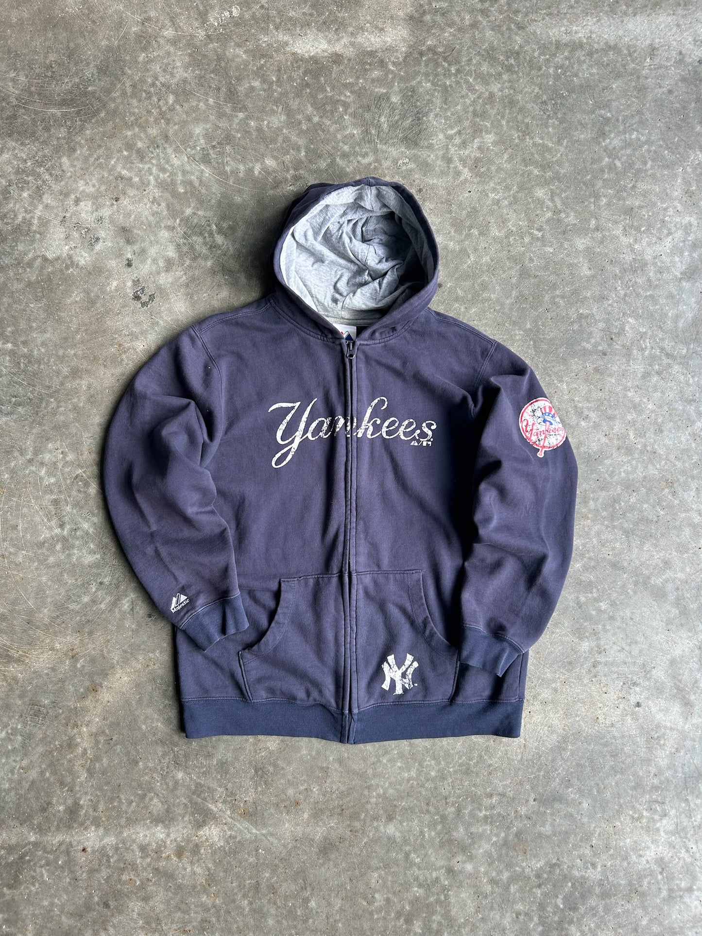 Vintage Navy Yankees Zip Up Hoodie - L