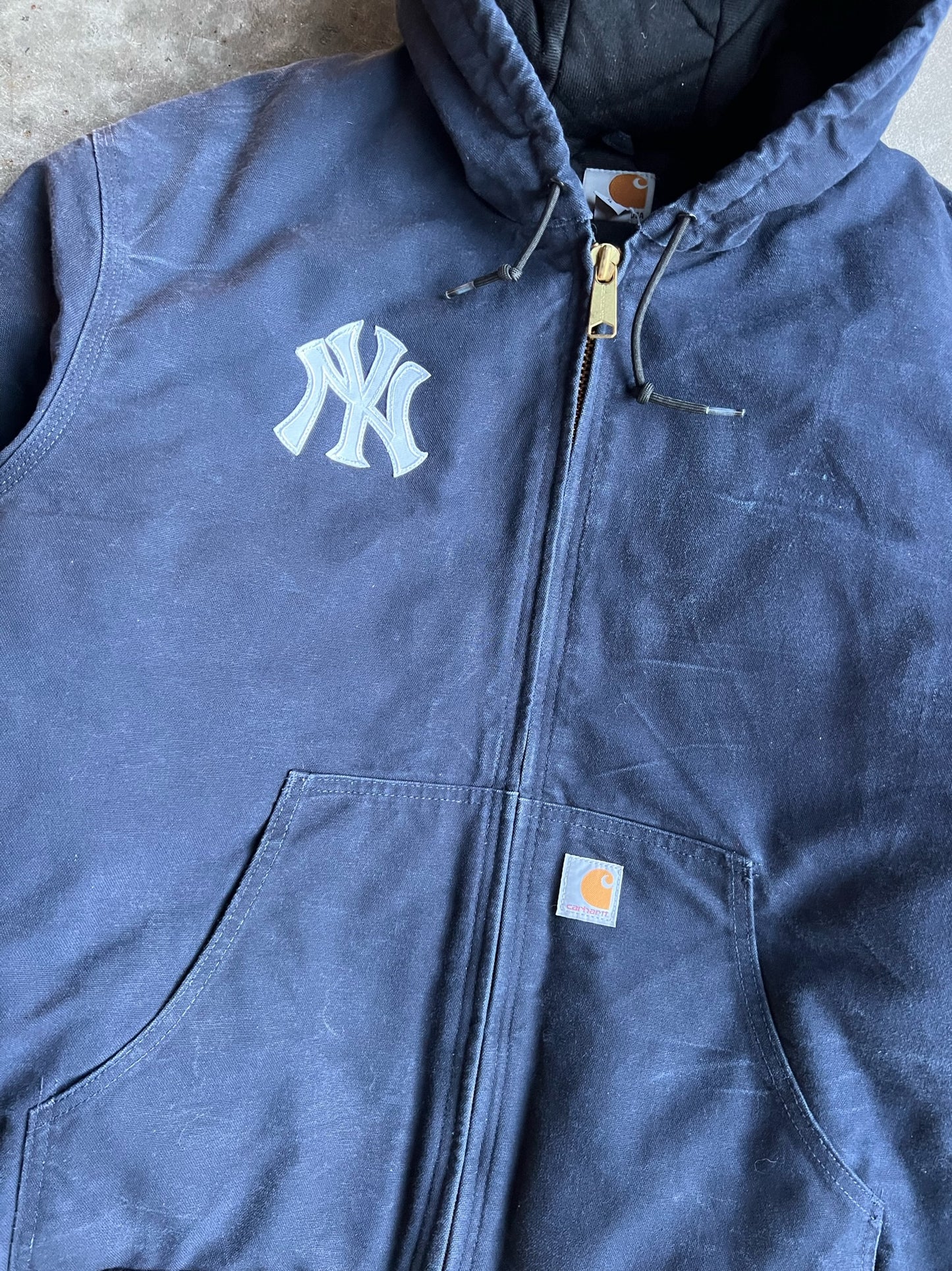 Vintage Yankees Navy Hooded Carhartt Jacket - XL