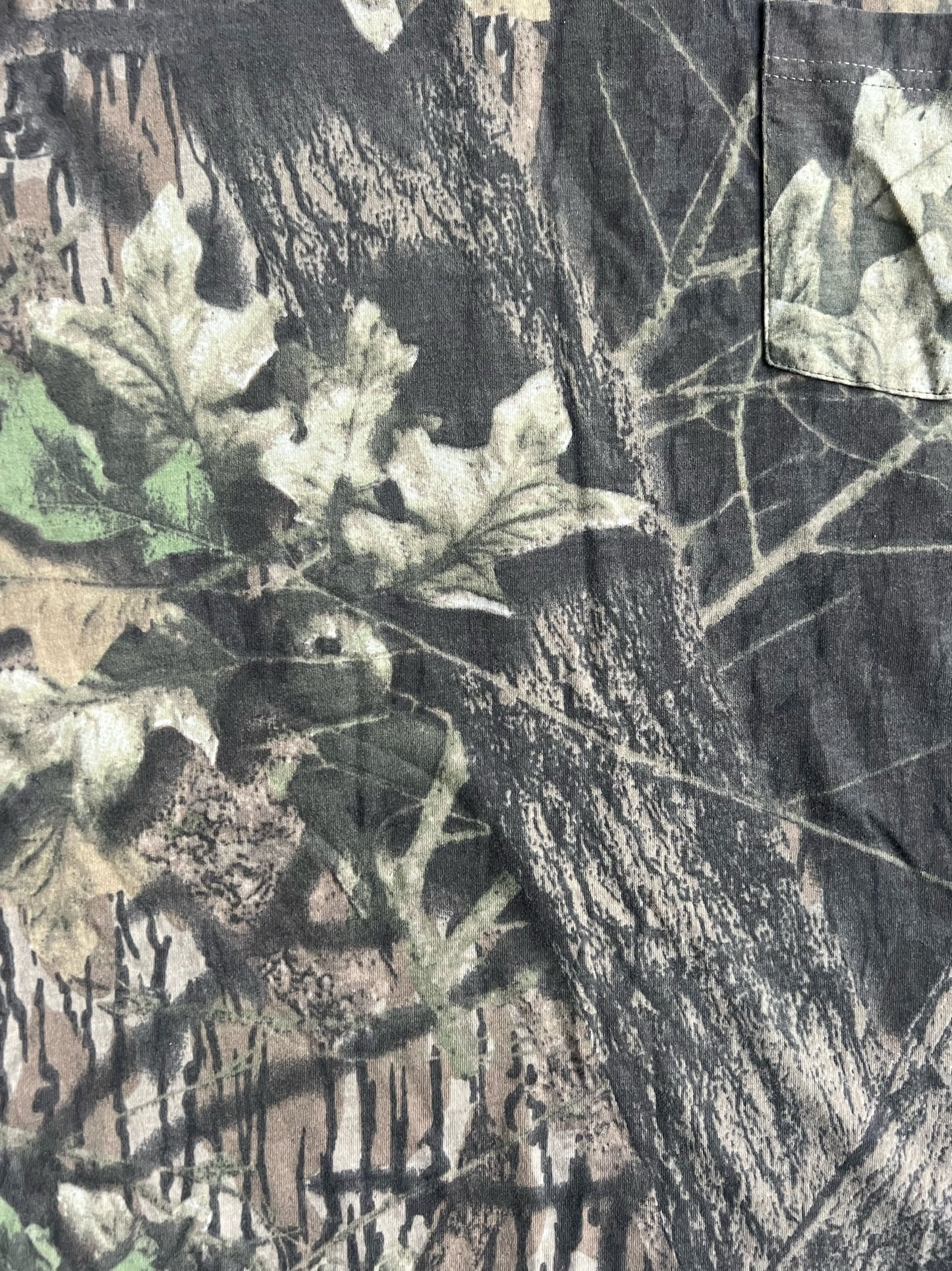 Vintage Cropped Mossy Oak  Camo Shirt - XXL