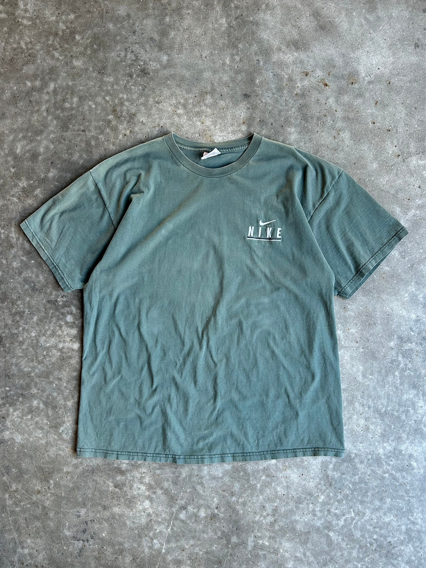 Vintage Green Nike Shirt - XL