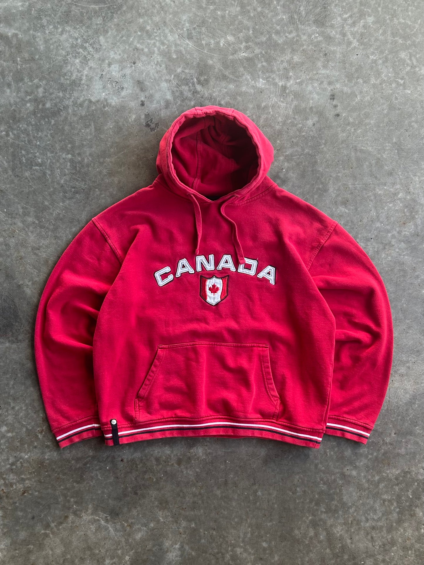 Red Embroidered Canada Hoodie - XL