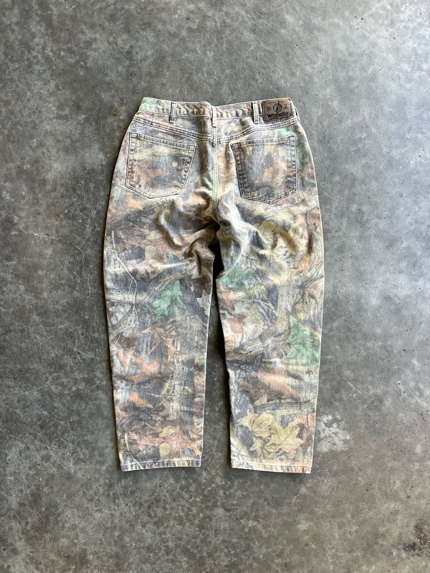 Vintage Faded Advantage Camo Wrangler Double Knee Pants - 33