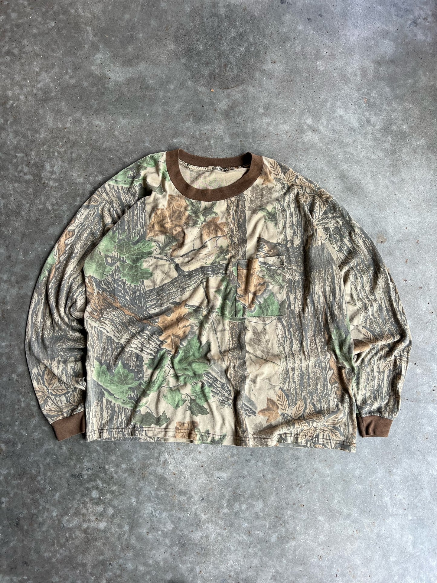 Vintage RealTree Camo Long Sleeve Shirt - XL