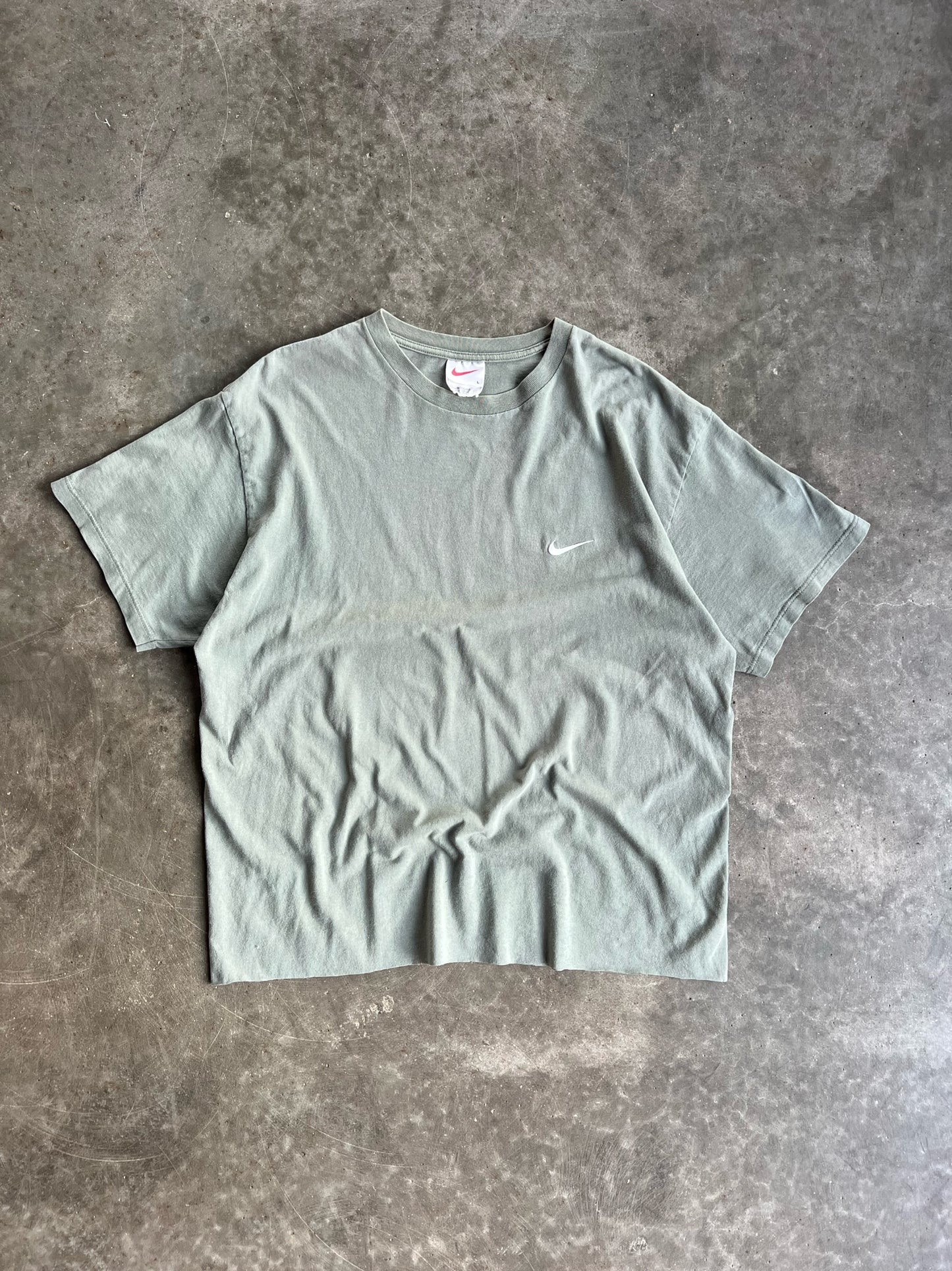 Vintage Sage Green Cropped Nike Shirt - L