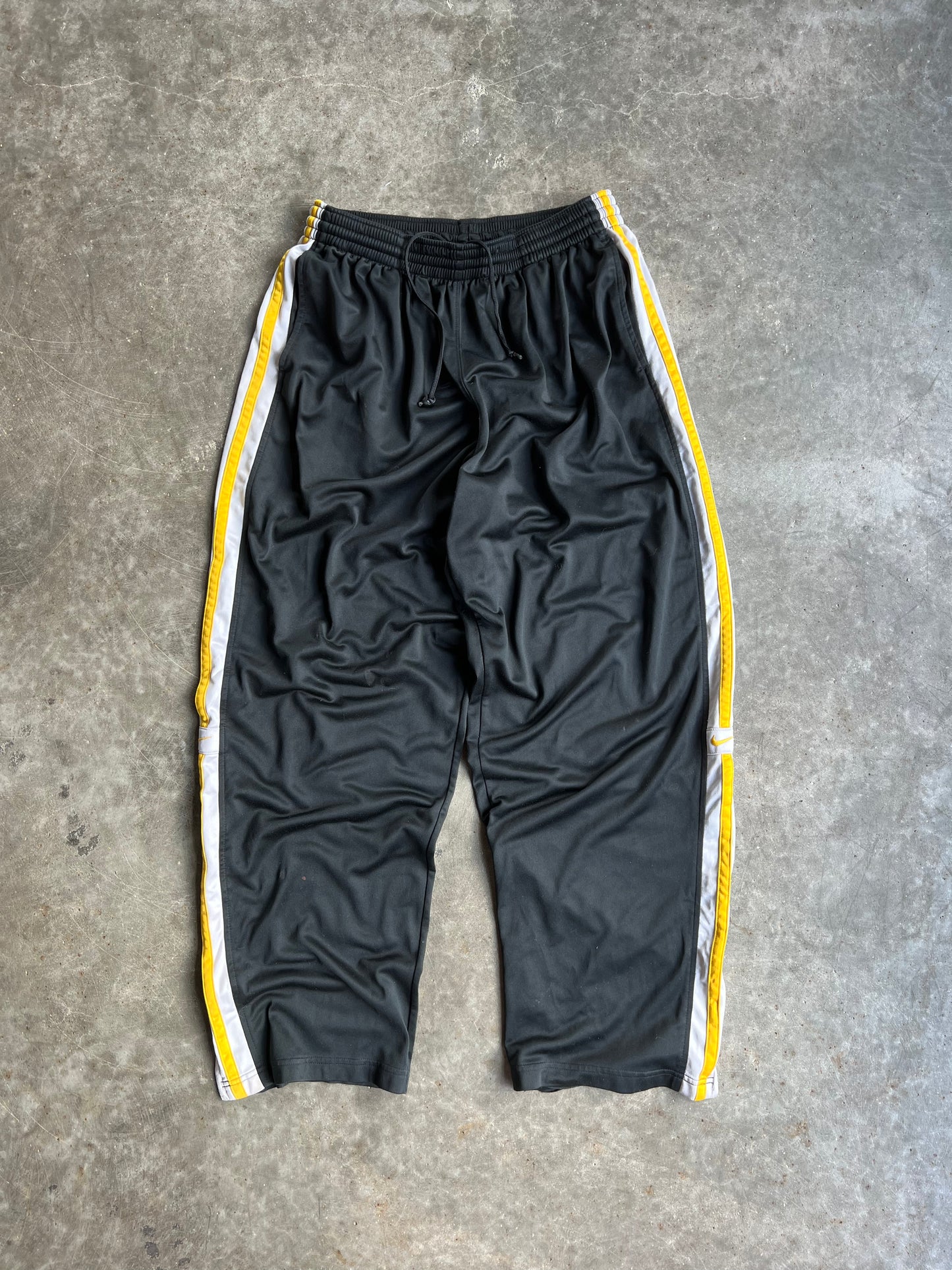 Vintage Y2K Nike Track Pants - XL