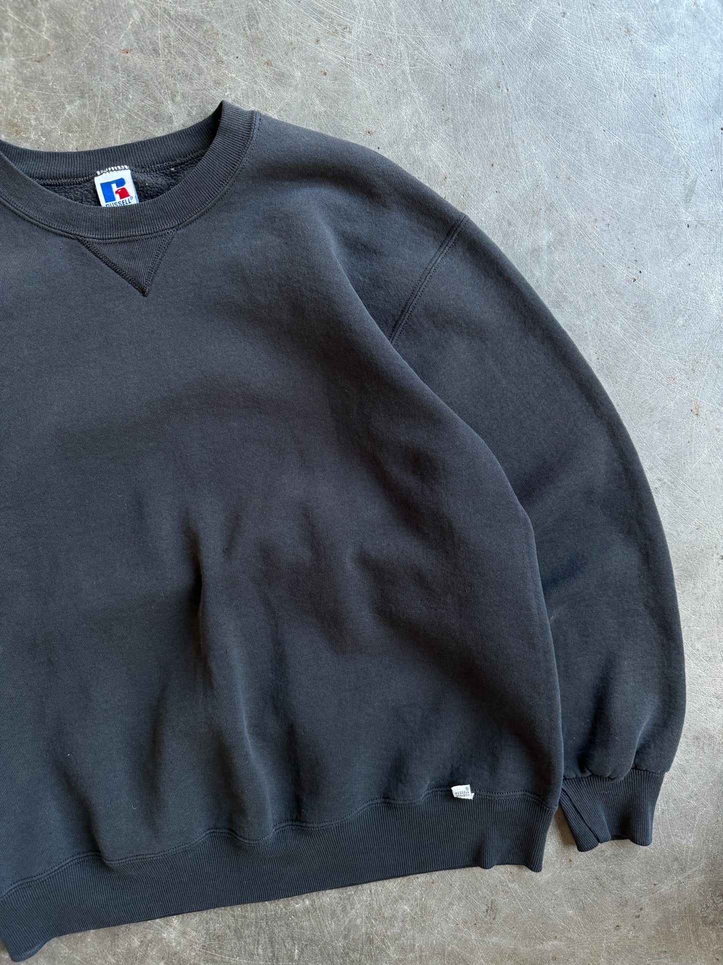 Vintage Black Blank Russell Crew - L