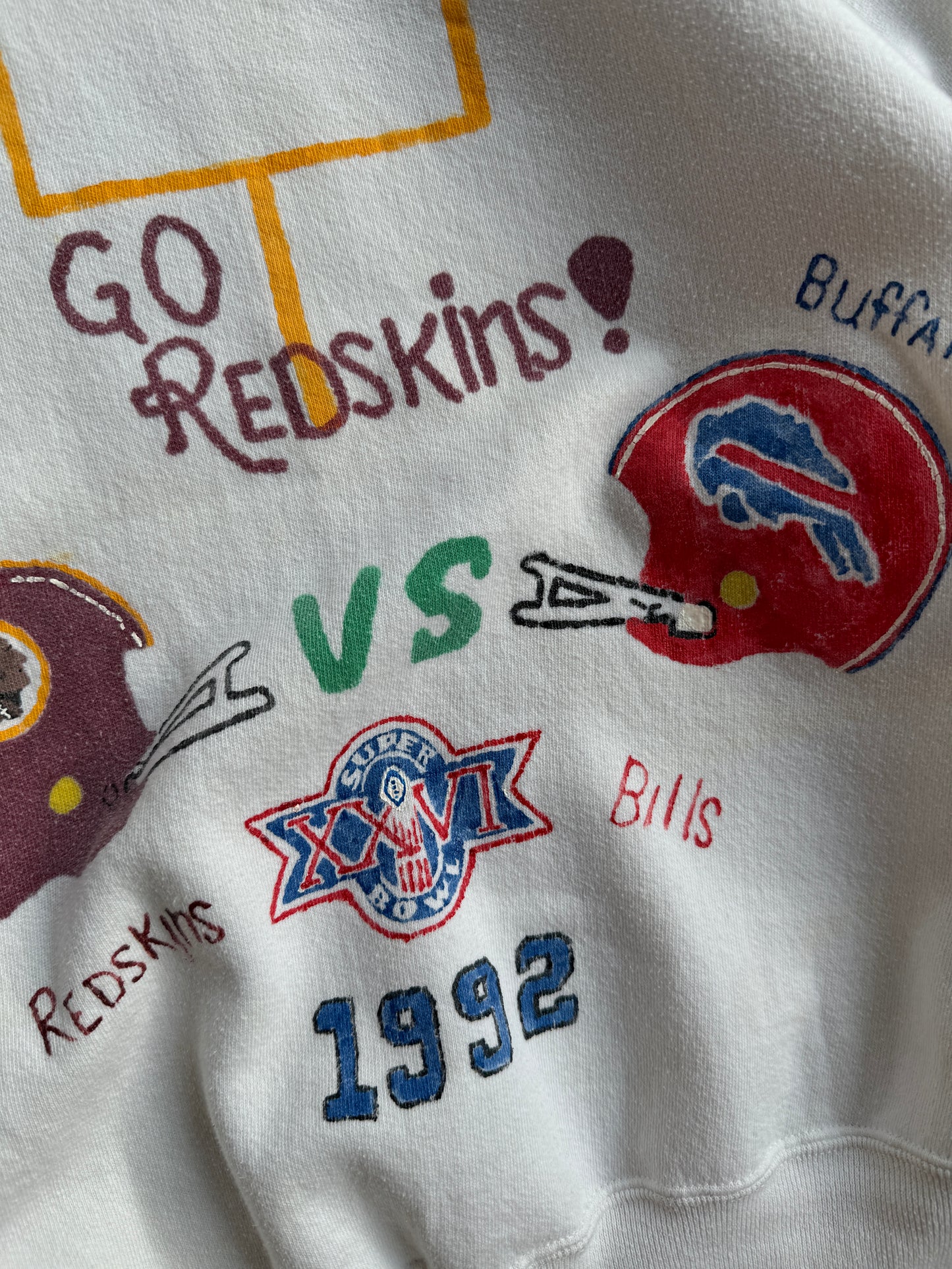 Vintage NFL Redskins VS Bills Crew - M