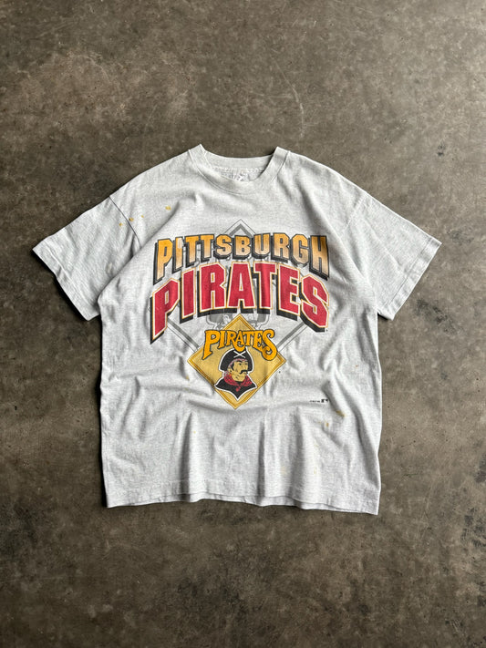Vintage Single Stitch Pittsburgh Pirates Graphic Distressed Tee - L
