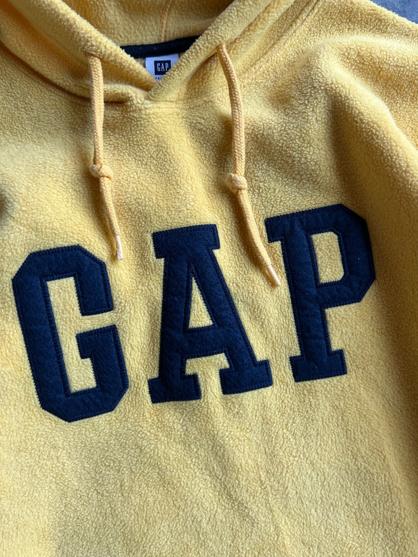 Vintage Yellow Fleece Gap Hoodie - L