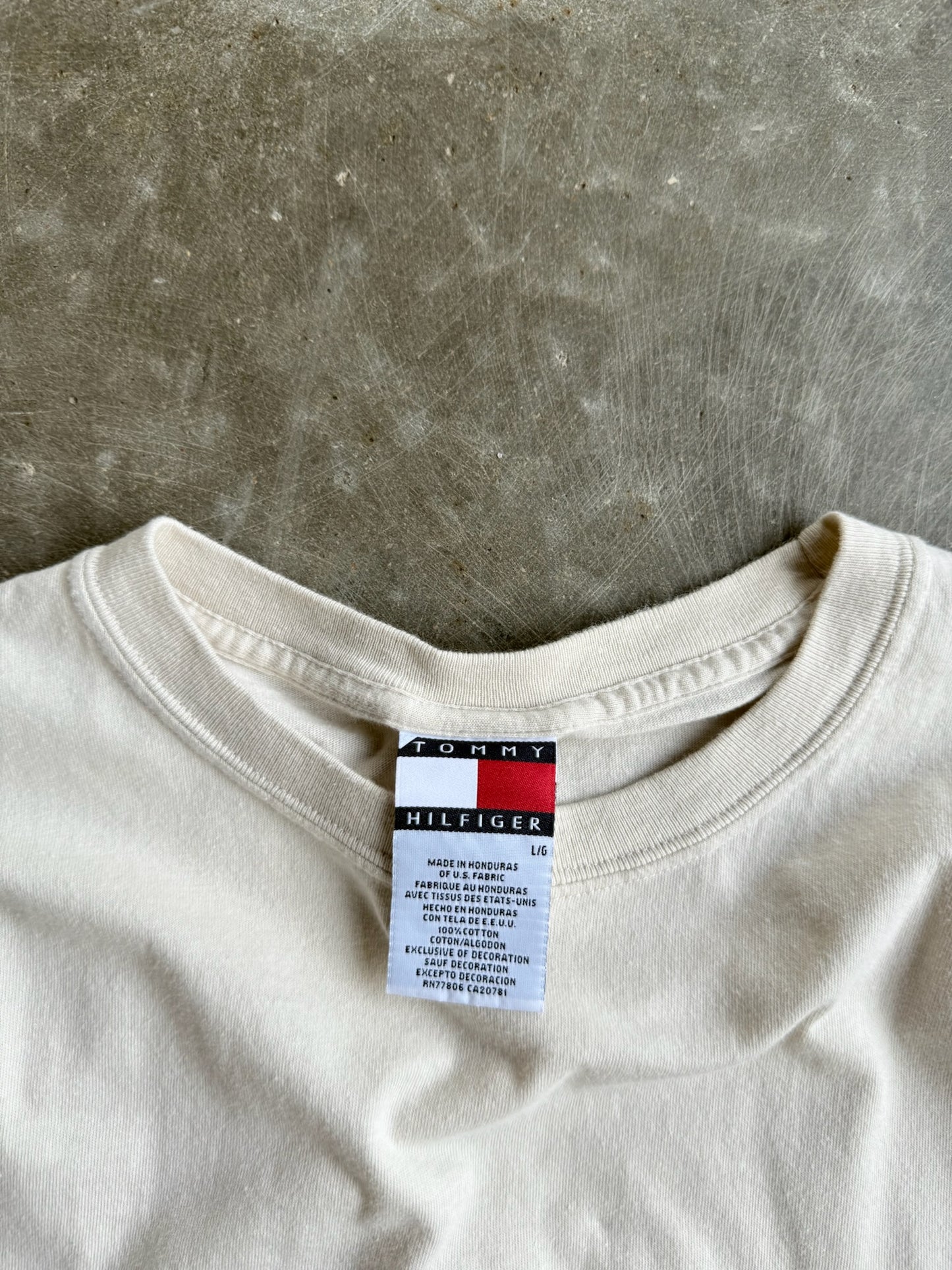 Tommy Hilfiger Faded Cropped Tee - L