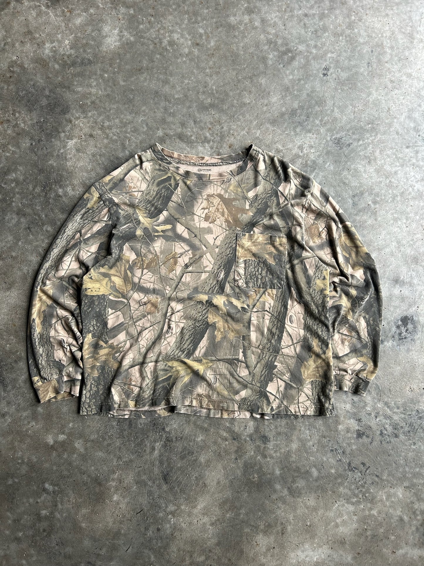 Outfitters Ridge Realtree Camo Long Sleeve Shirt - XXL