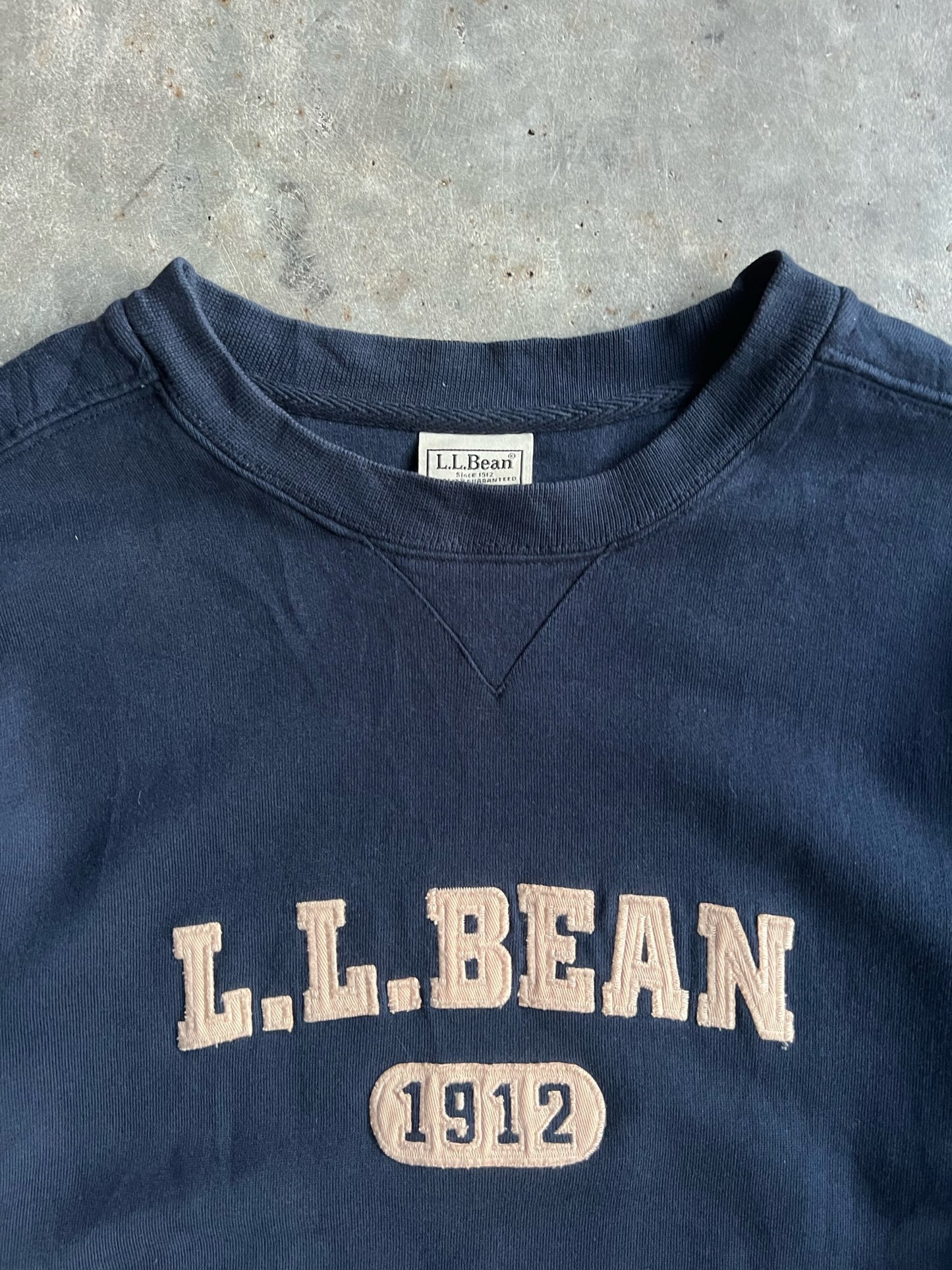 Vintage Navy LL. Bean Crew - L