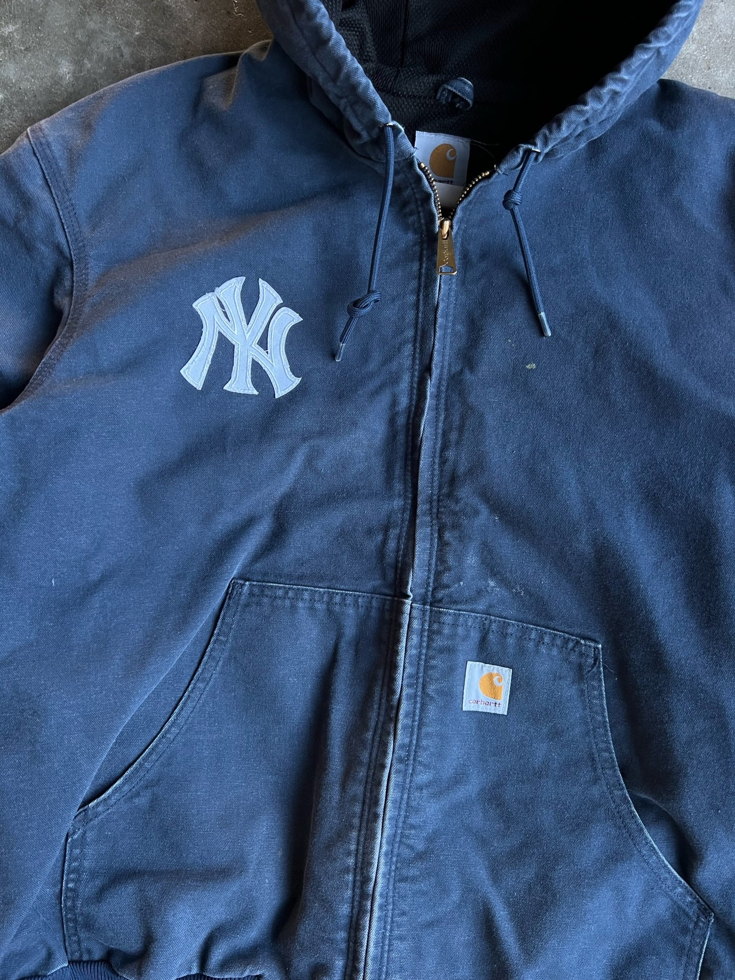 Vintage Yankees Navy Hooded Carhartt Jacket - XL