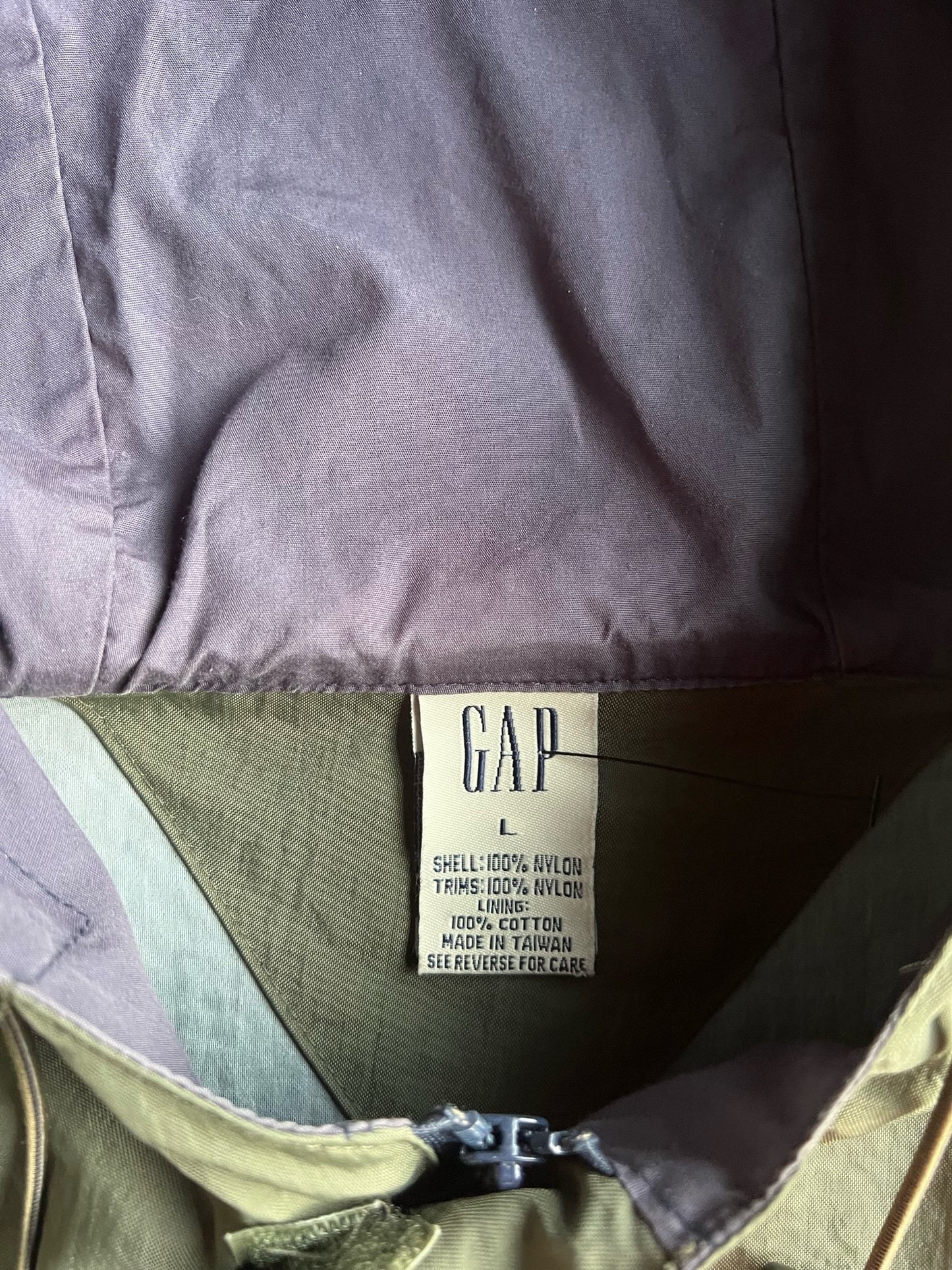 Vintage Gray Gap Wind Breaker - L