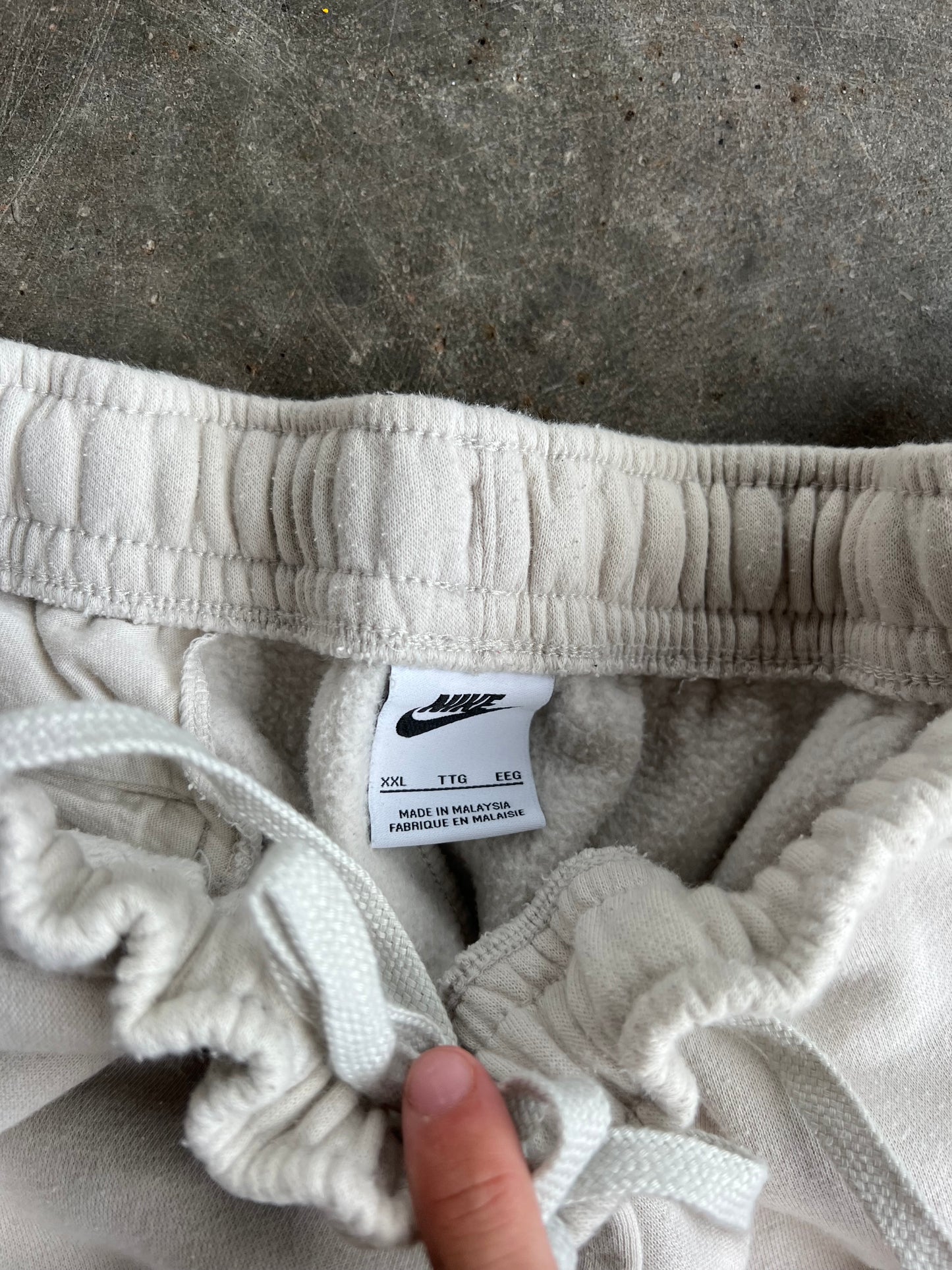 Vintage Reworked Cream Nike Shorts - XXL