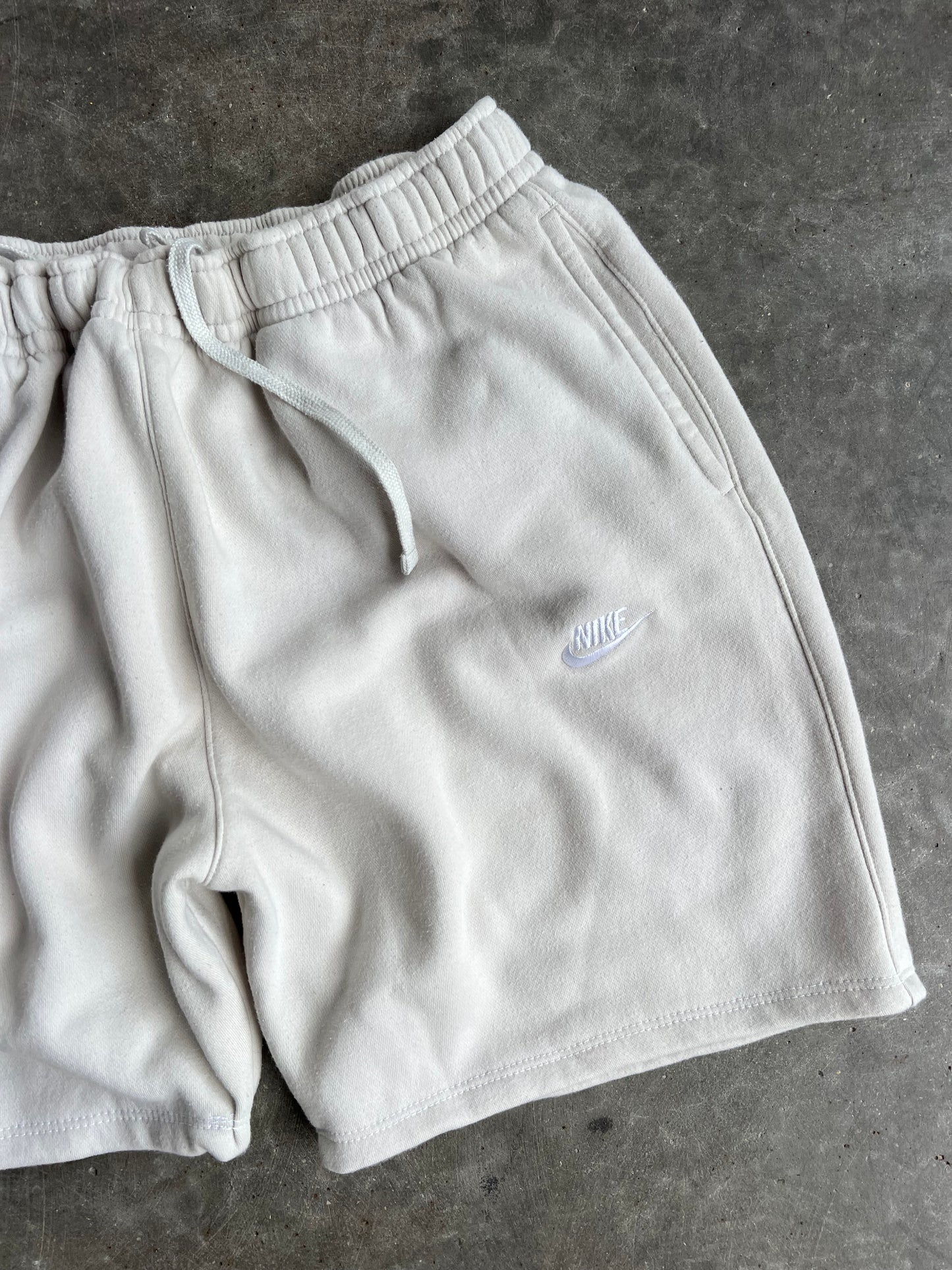 Vintage Reworked Cream Nike Shorts - XXL