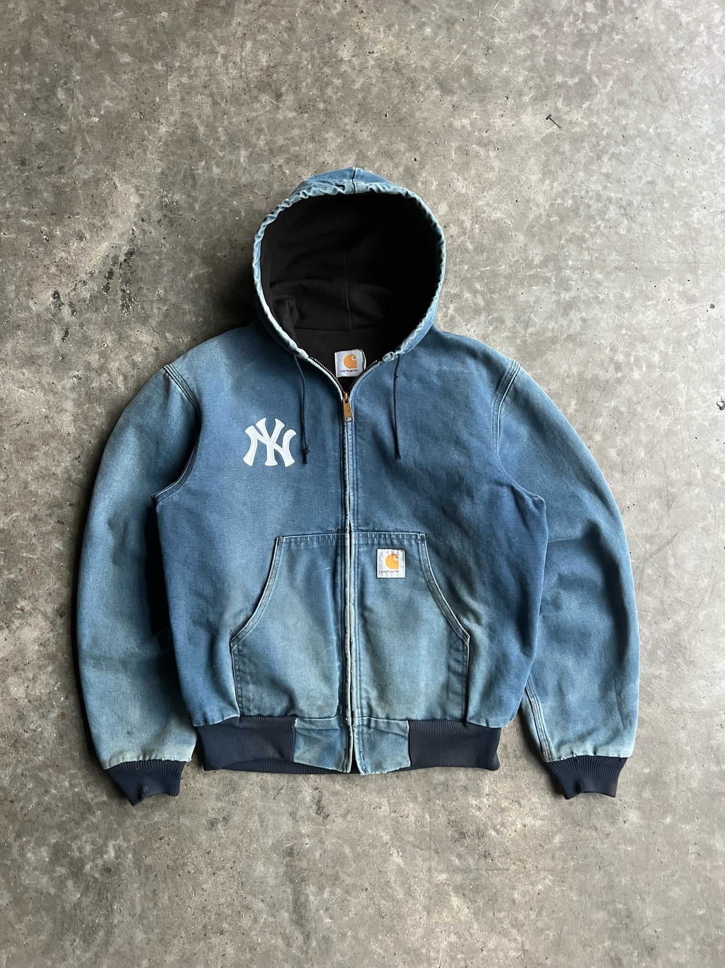 Vintage Yankees Faded Navy Hooded Carhartt Jacket - L