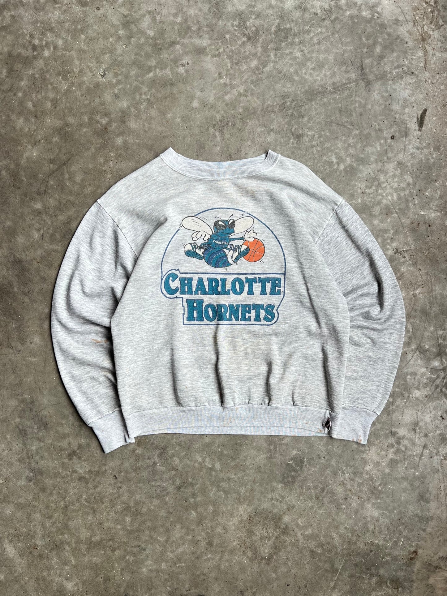 Vintage Grey Charlotte Hornets Basketball Crew - L