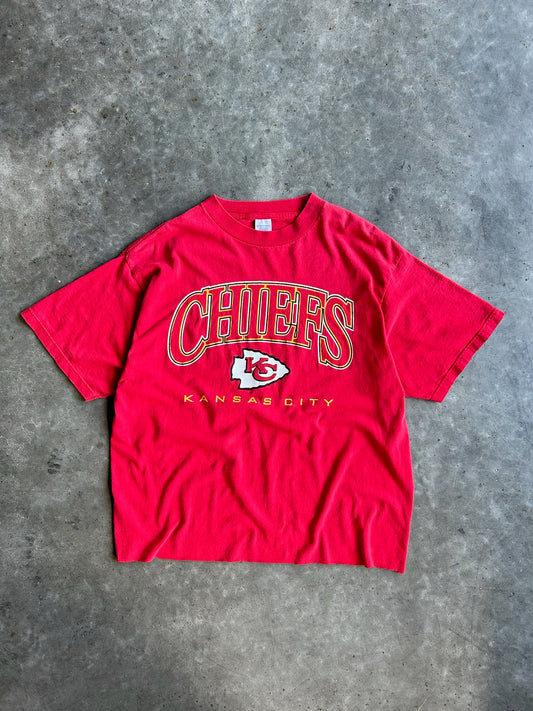 Vintage Red Cropped Chiefs Shirt - XL