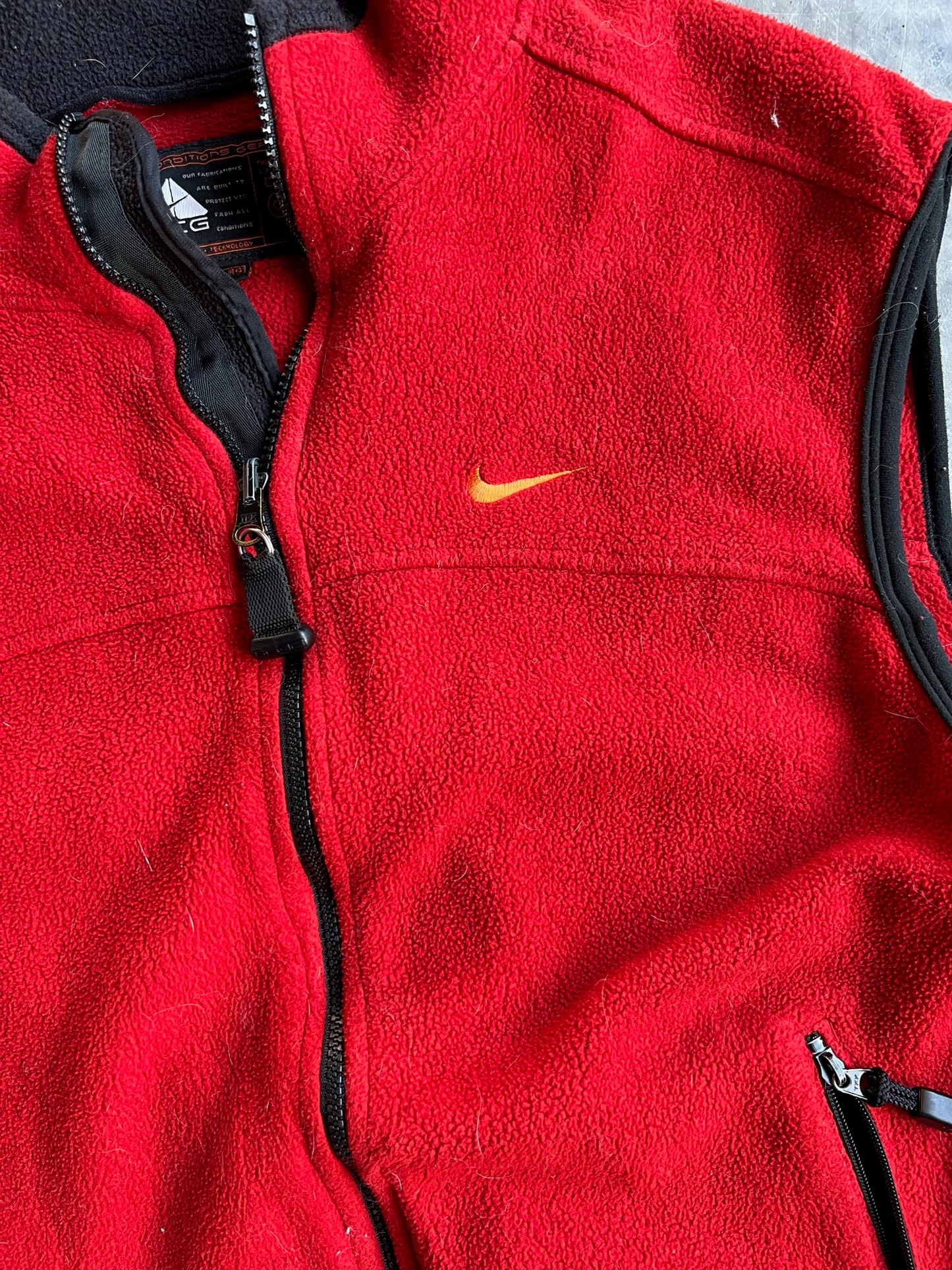 Vintage Red Nike Fleece Vest - XL