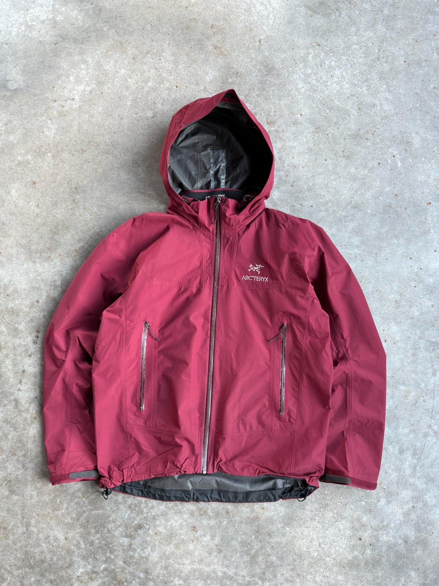 Maroon Arcteryx GORE-Tex Shell Jacket - L