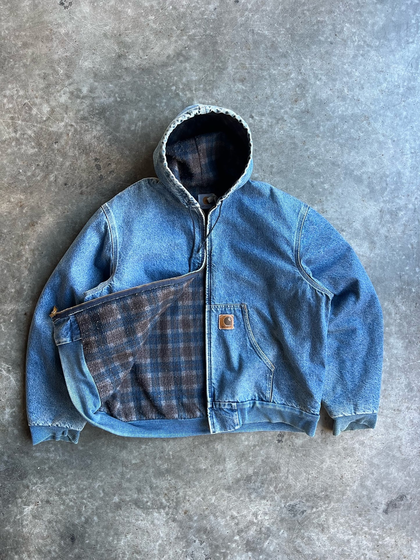 Vintage Denim Flannel Lined Hooded Carhartt Jacket - XL