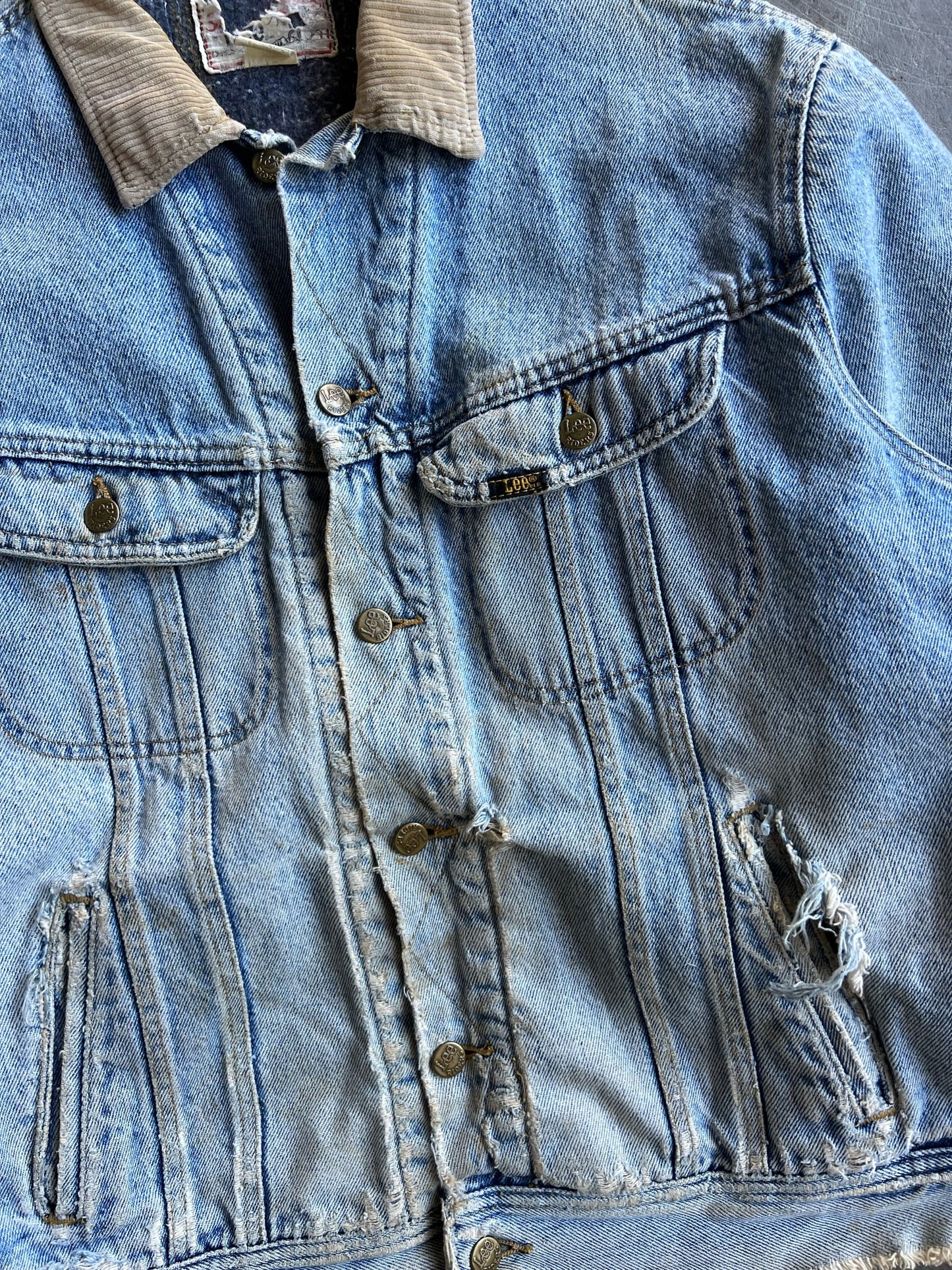 Vintage Distressed Light Wash Lee Denim Jacket - L