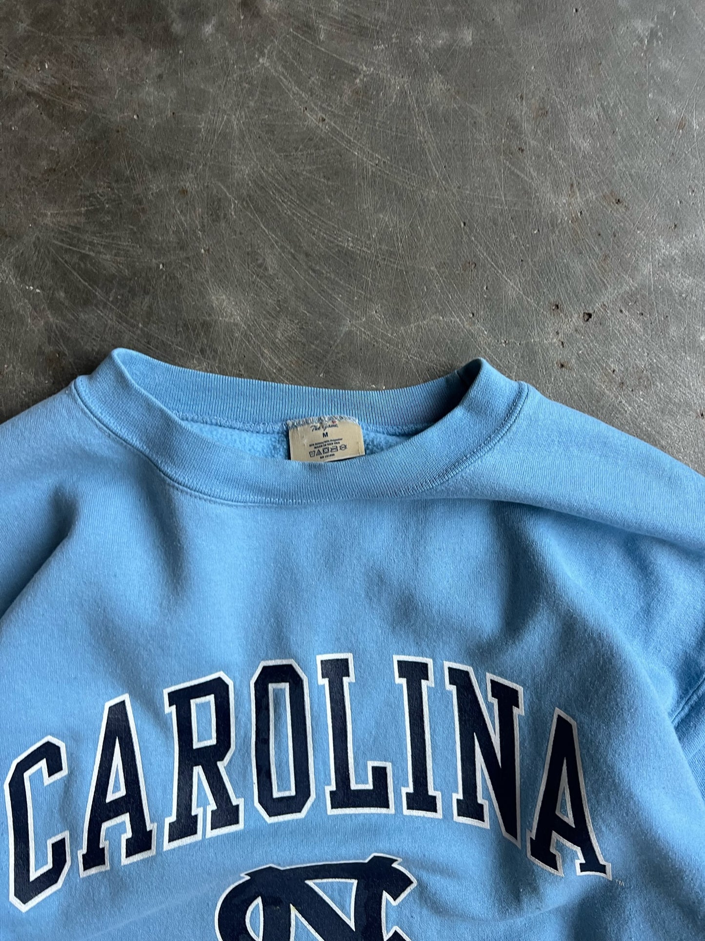 Vintage Carolina Tar Heels Crew - M