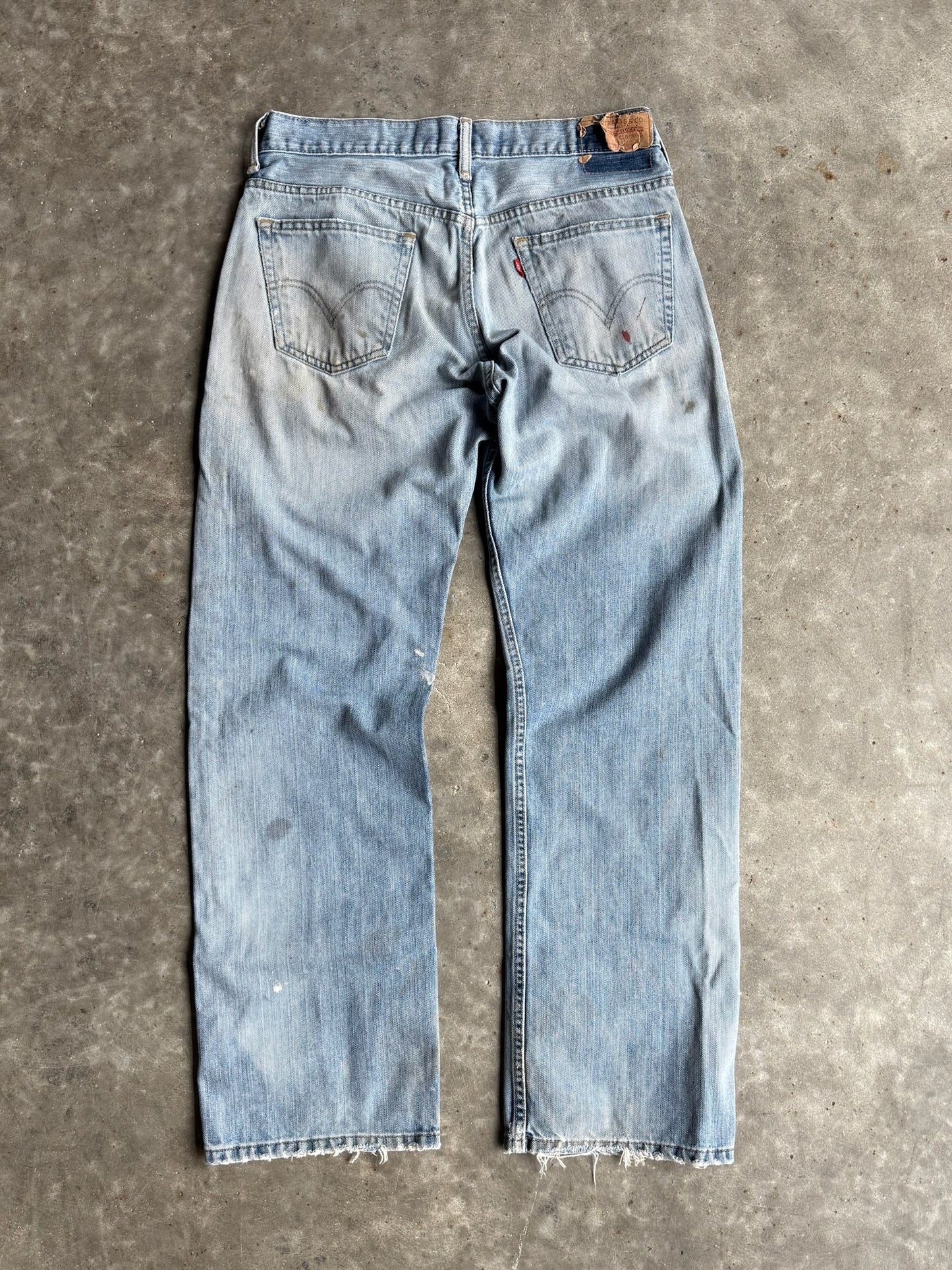 Vintage Light Wash Distressed Levi’s Denim Pants - 34