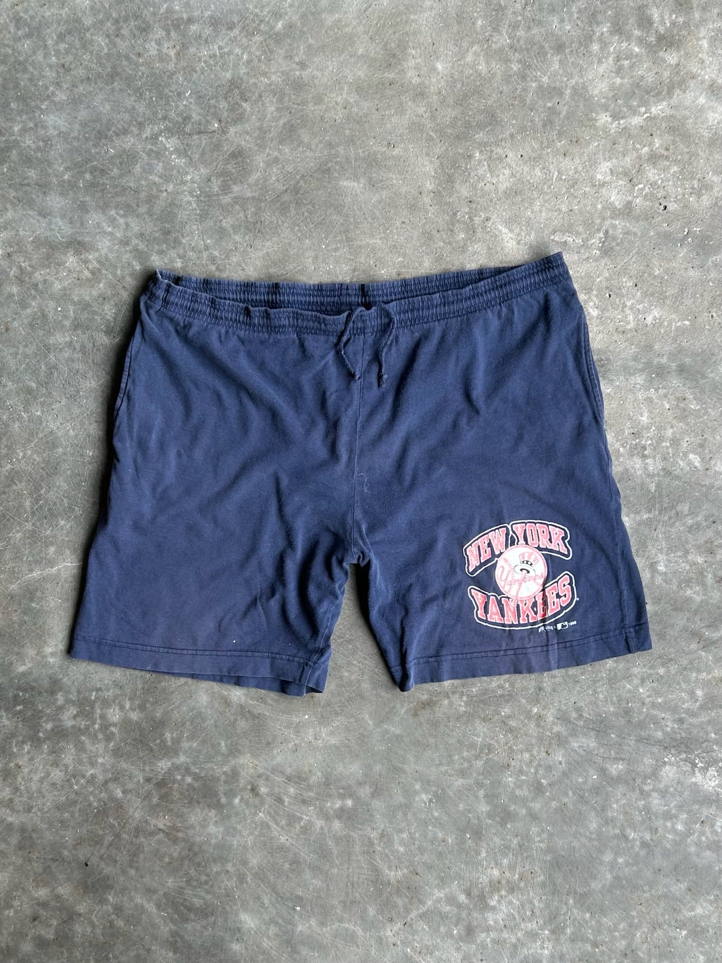 Vintage Navy New York Yankees Shorts - XL