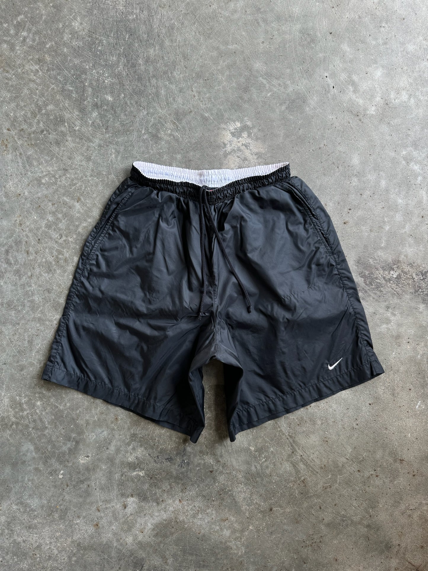 Vintage Reworked Black Nike Shorts - M
