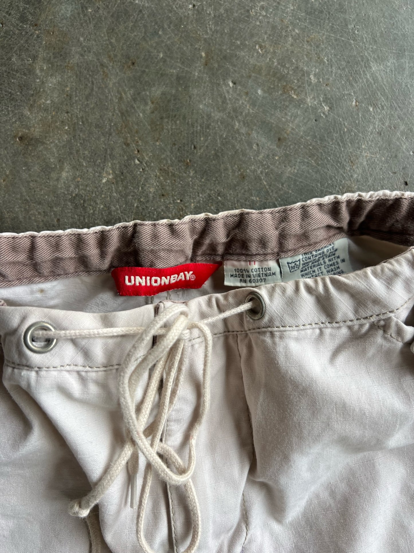 Vintage Union Bay Khaki Cargo Pants - 11