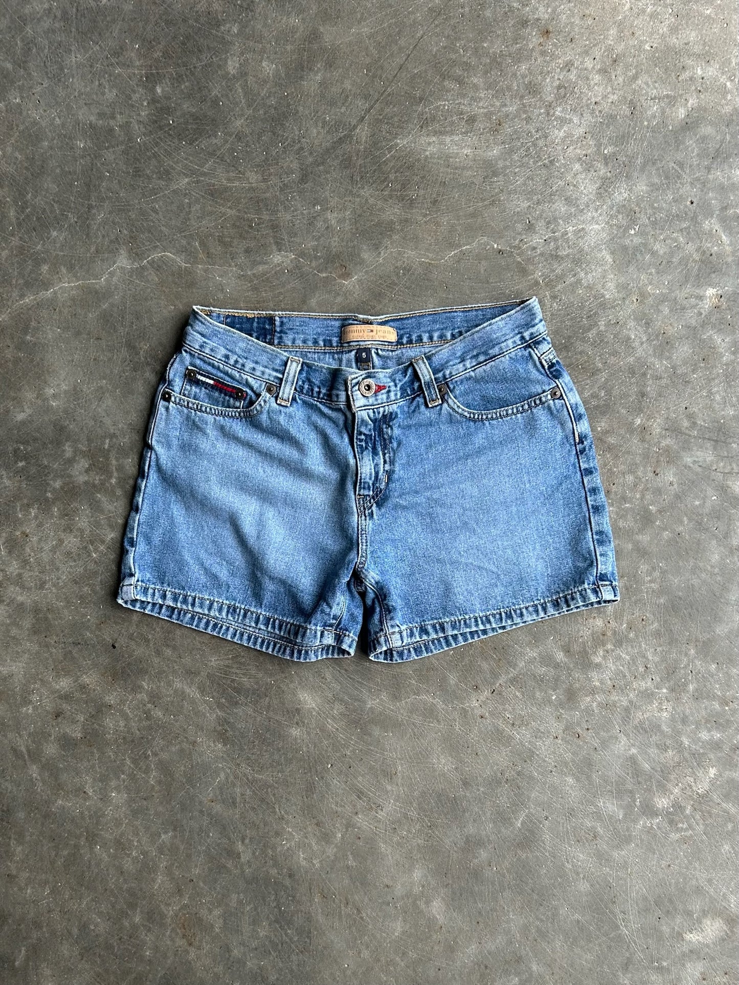 Vintage Medium Wash Tommy Hilfiger Denim Shorts - 30