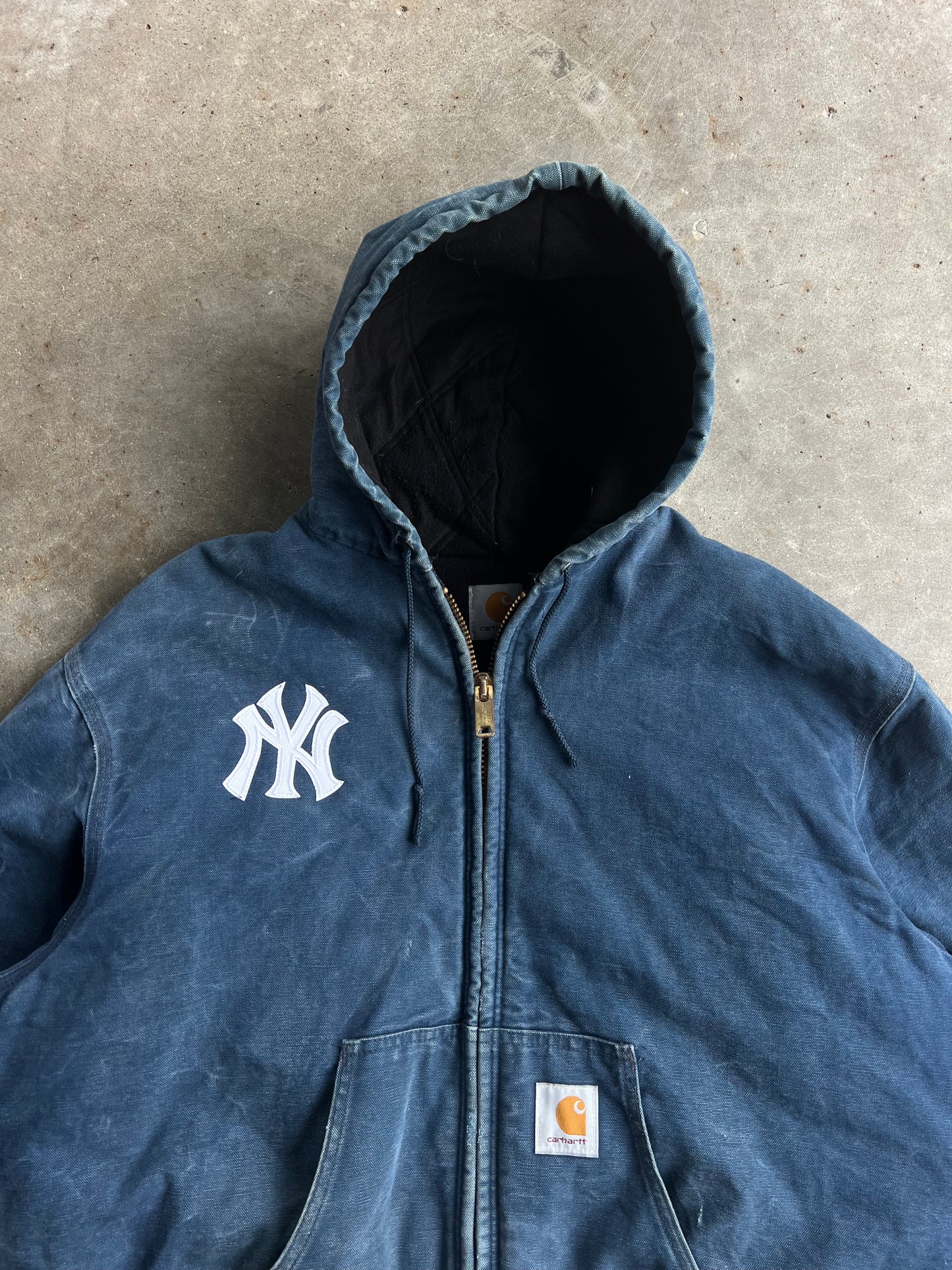 Vintage Navy Hooded Yankees Carhartt Jacket - XL